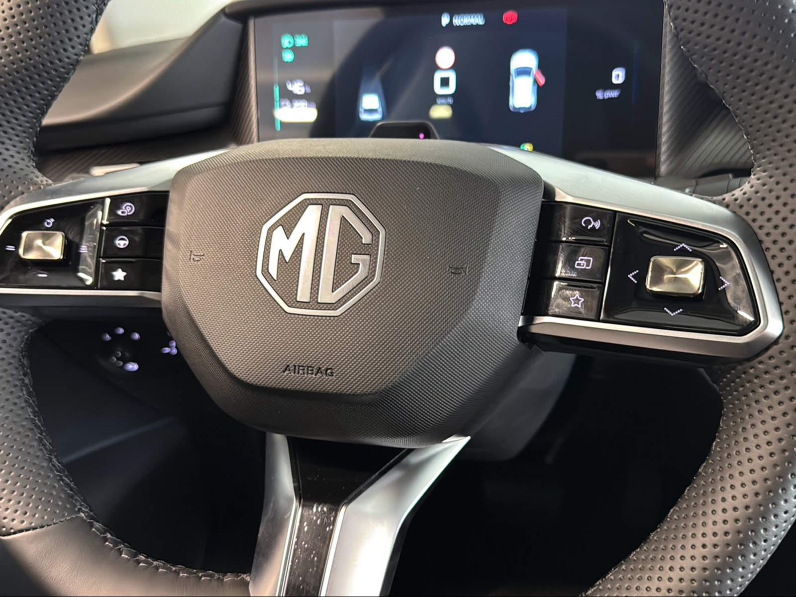 MG 4 EV 64kWh Facelift Premium-image-27