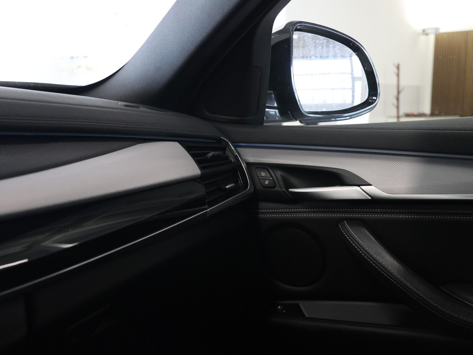 BMW X6 xDrive 30d Pure M Sport Steptronic *Rückfahrkamera* *Sitzheizung* *Panoramadach*-image-17