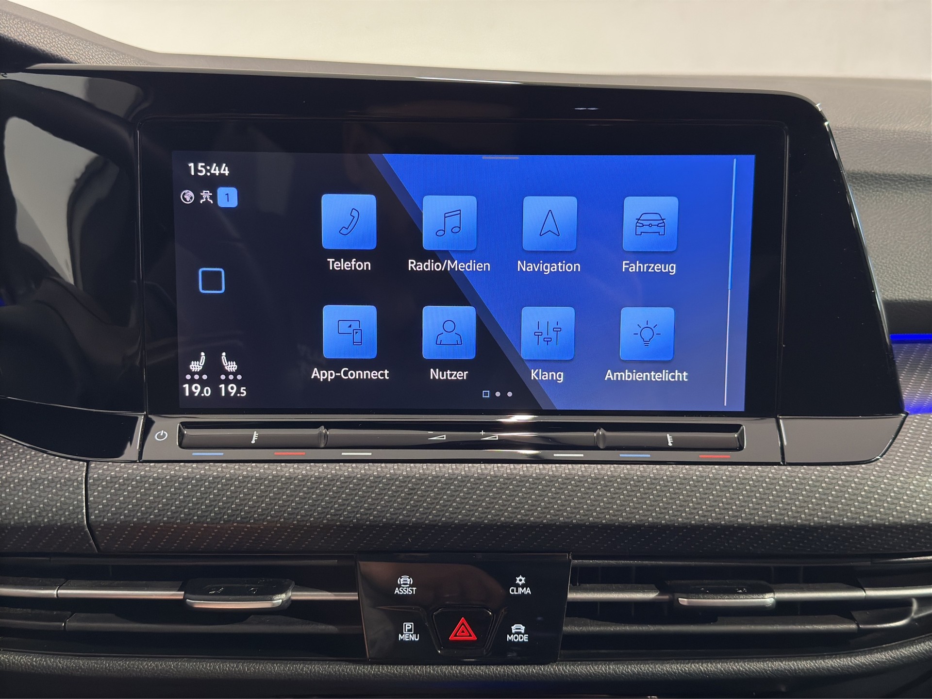 VW Golf 2.0 TSI R DSG 4Motion-image-16