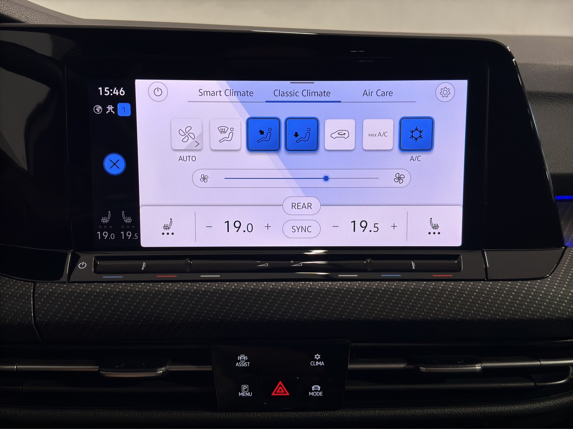 VW Golf 2.0 TSI R DSG 4Motion-image-25