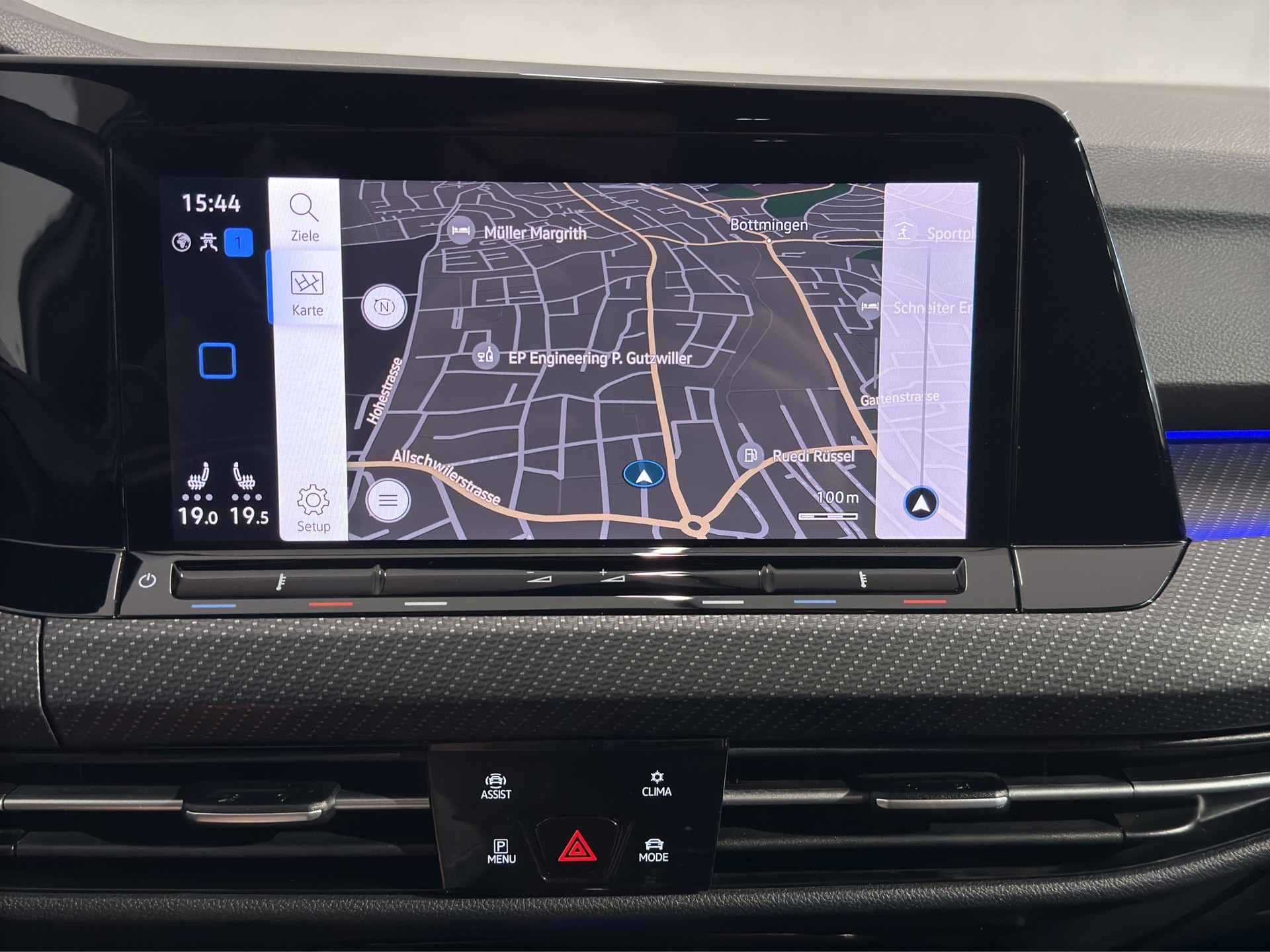 VW Golf 2.0 TSI R DSG 4Motion-image-19