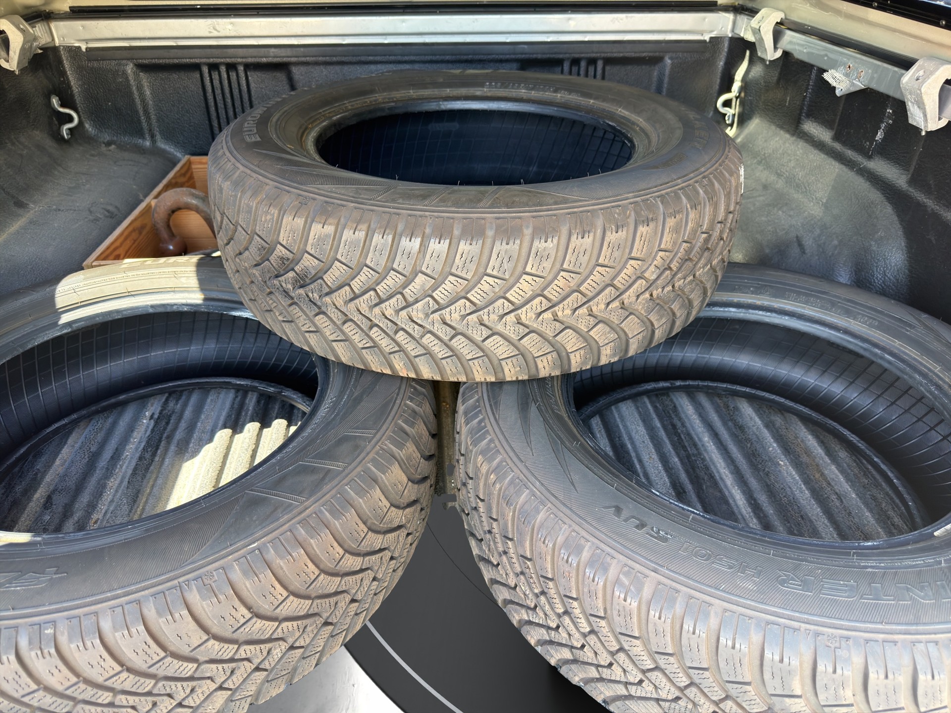 TOYOTA Hilux 2.4D-4D Sol Premium Double Cab 4x4-image-13