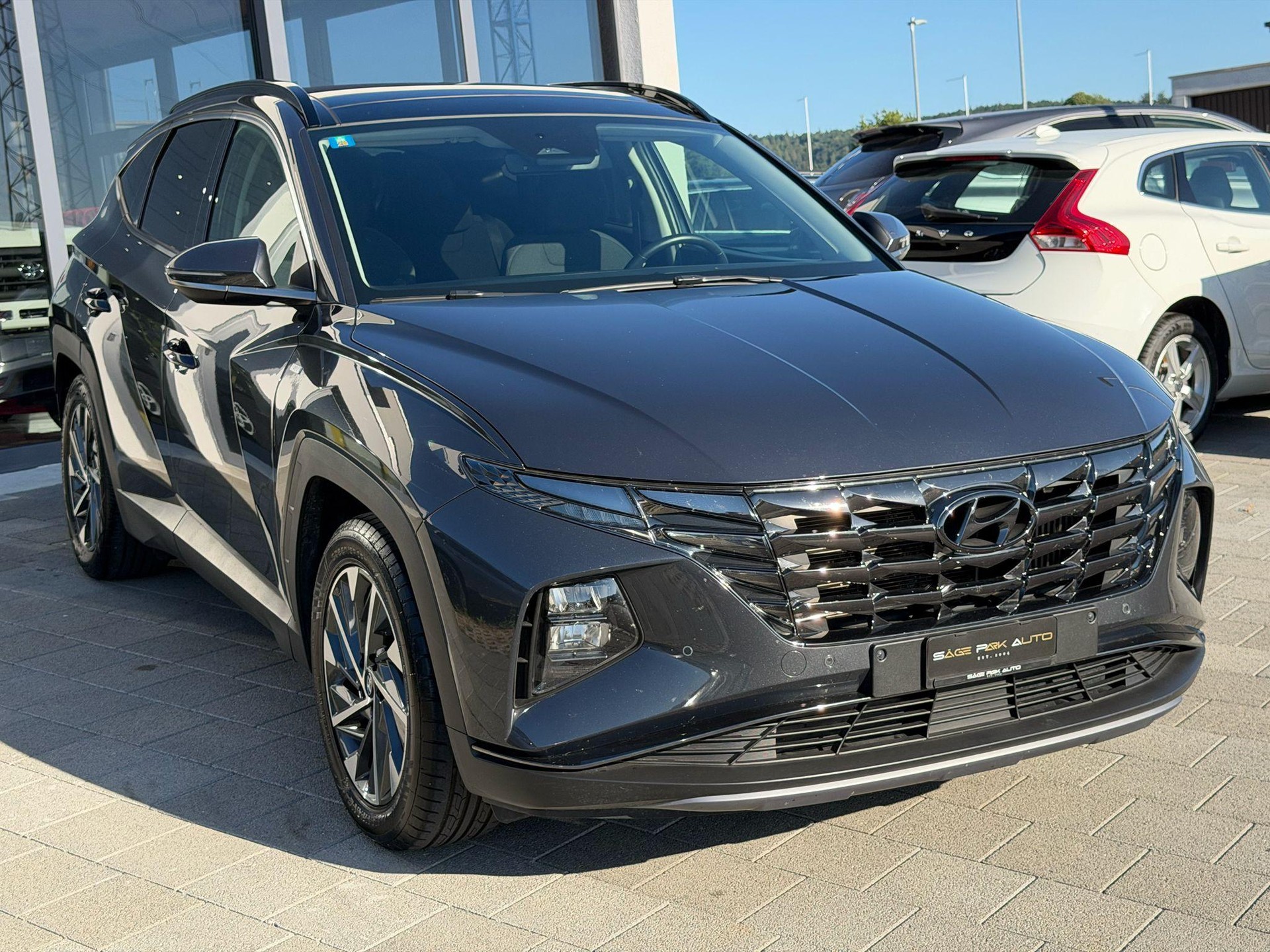 HYUNDAI Tucson 1.6 T-GDi Amplia 4WD-showroom-element-1