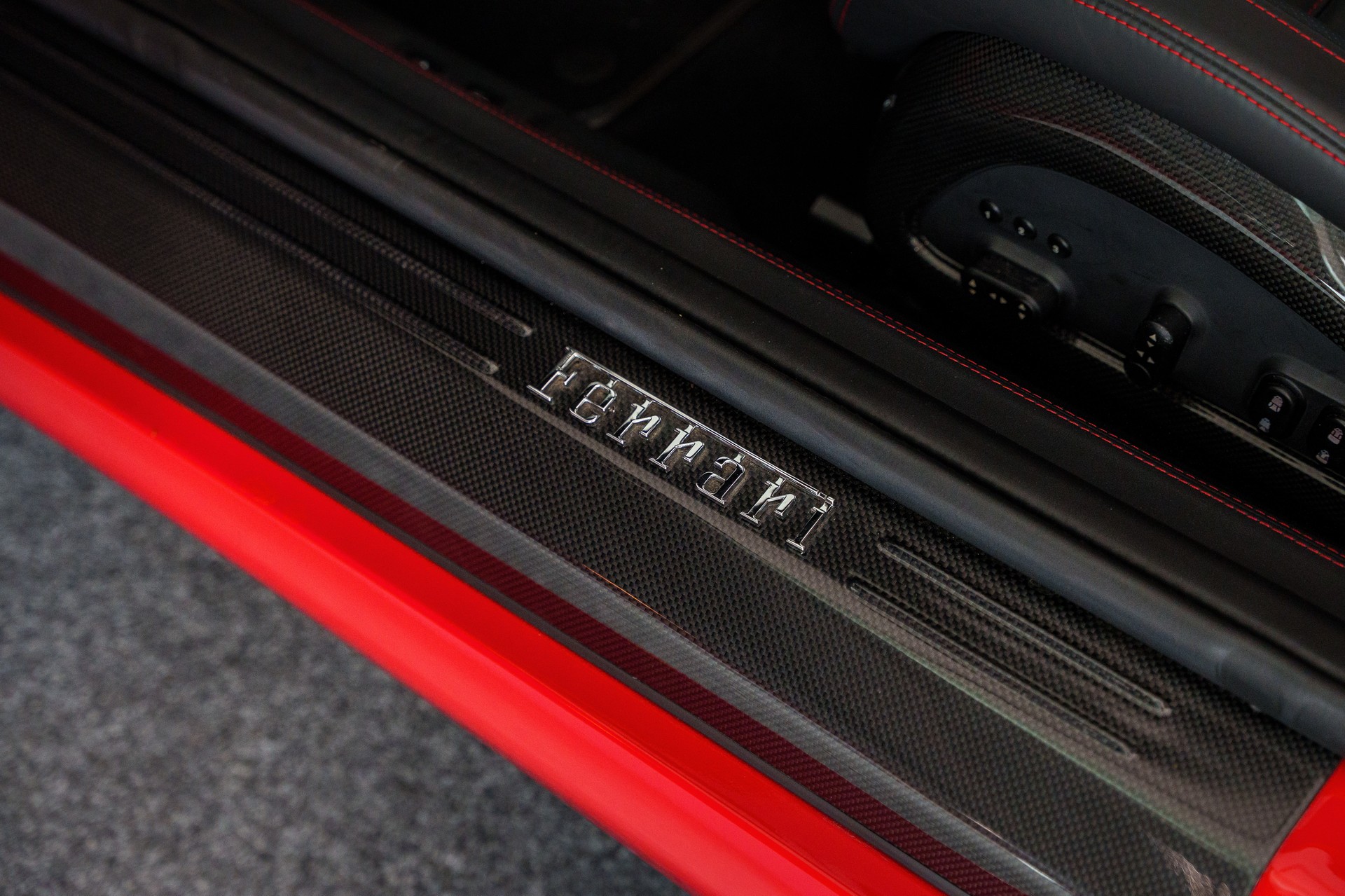 FERRARI 599 GTB-image-14