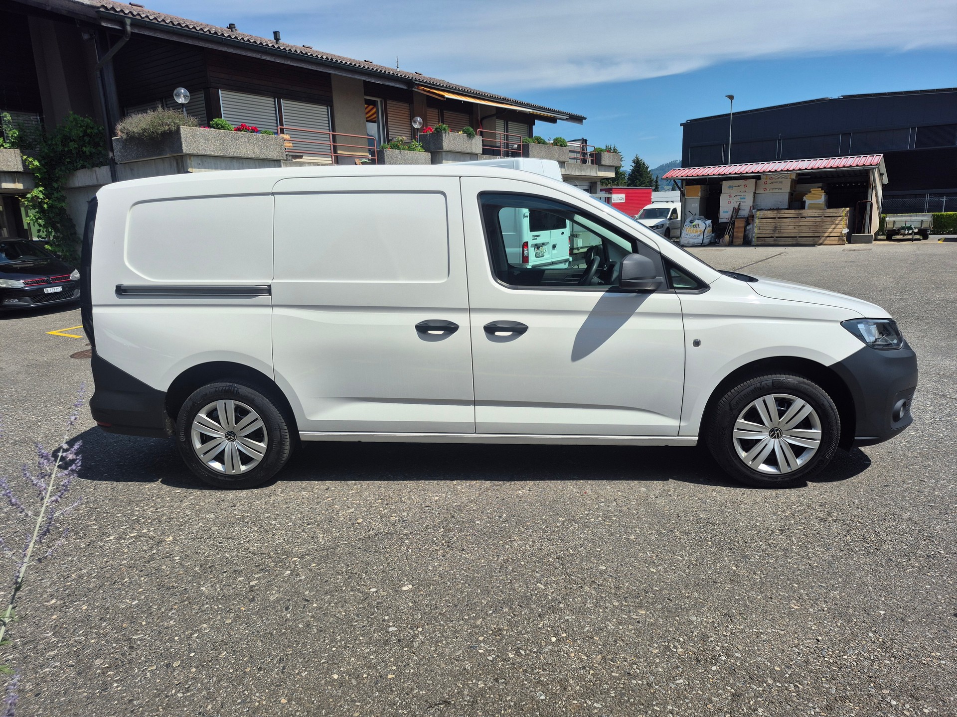 VW Caddy Cargo 2.0TDI Maxi-showroom-element-3