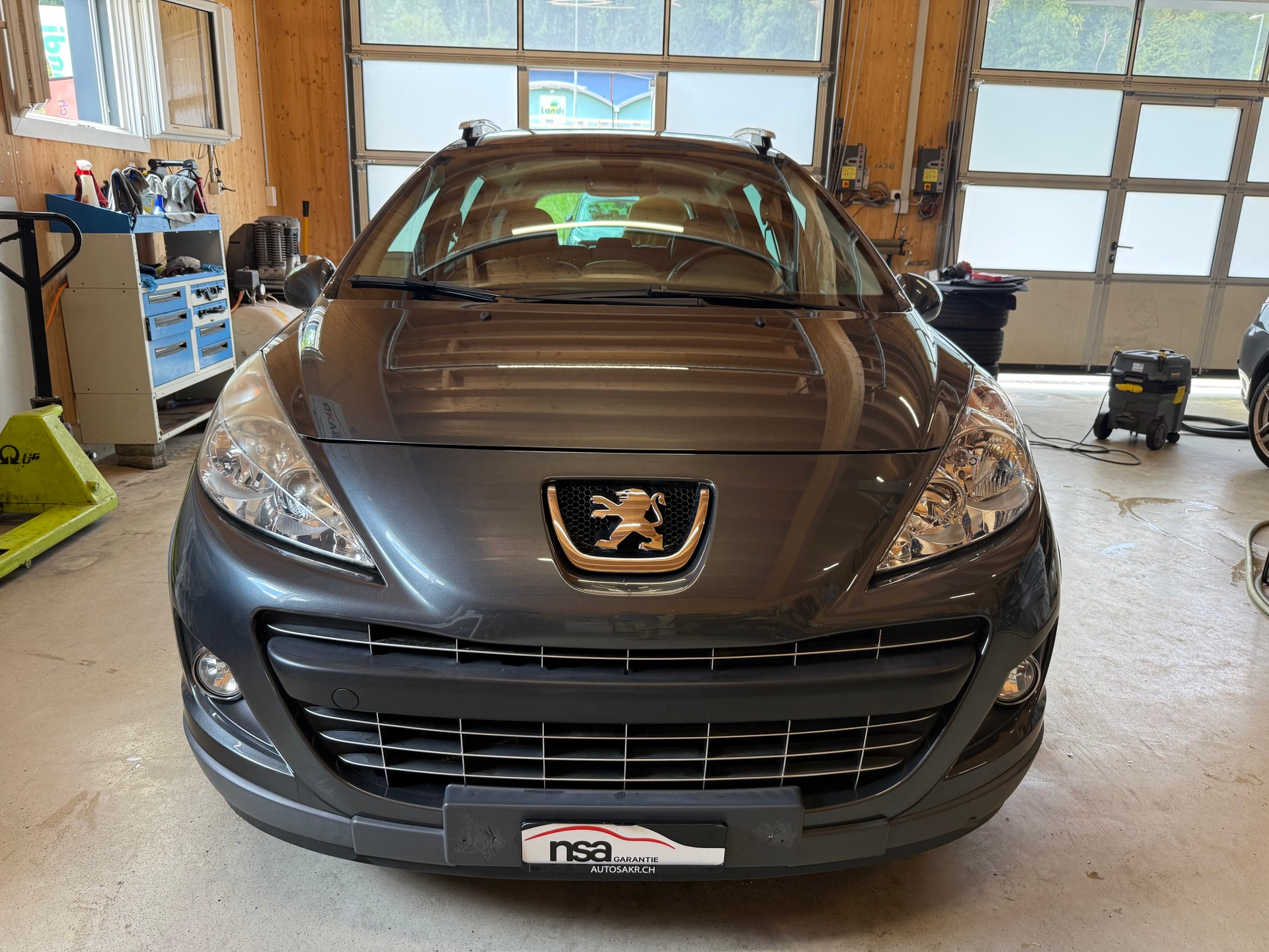 PEUGEOT 207 SW 1.6 HDI Active-showroom-element-1
