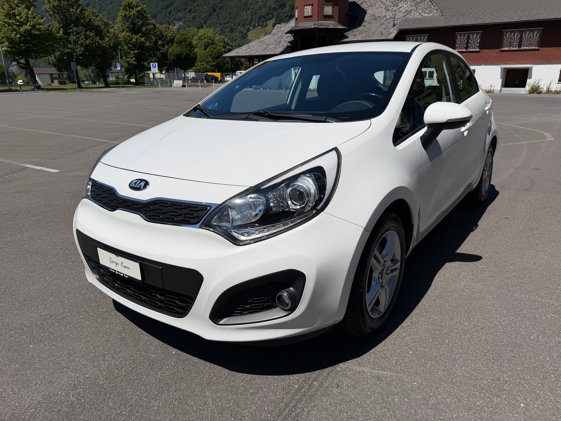 KIA Rio 1.4 CVVT Trend-showroom-element-1