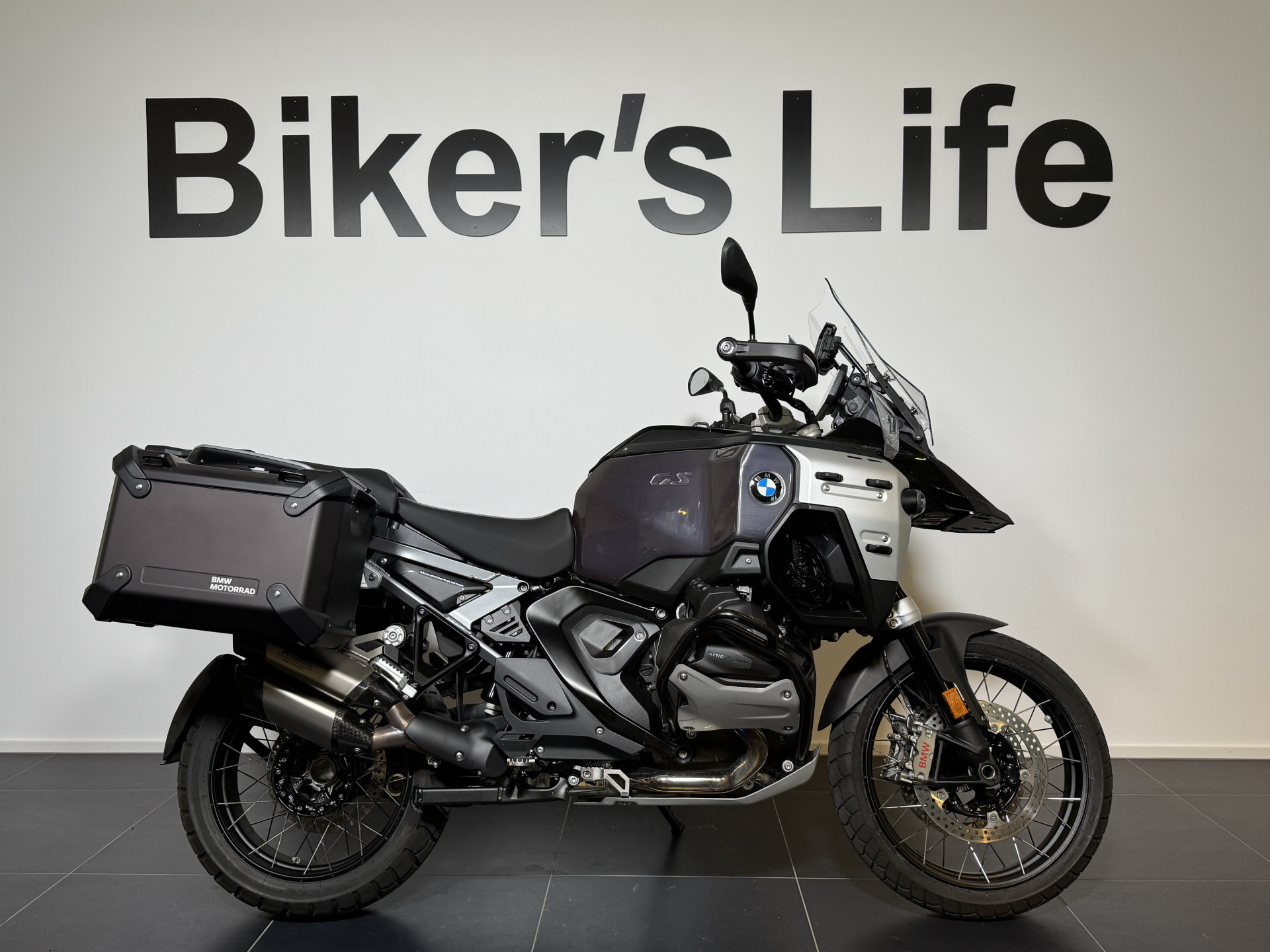 BMW R 1300 GS Adventure Triple Black-image-0