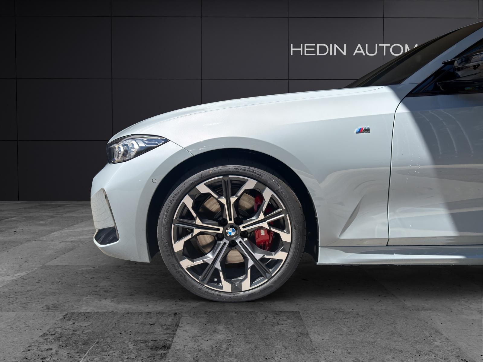 BMW M340i xDrive Touring-image-4