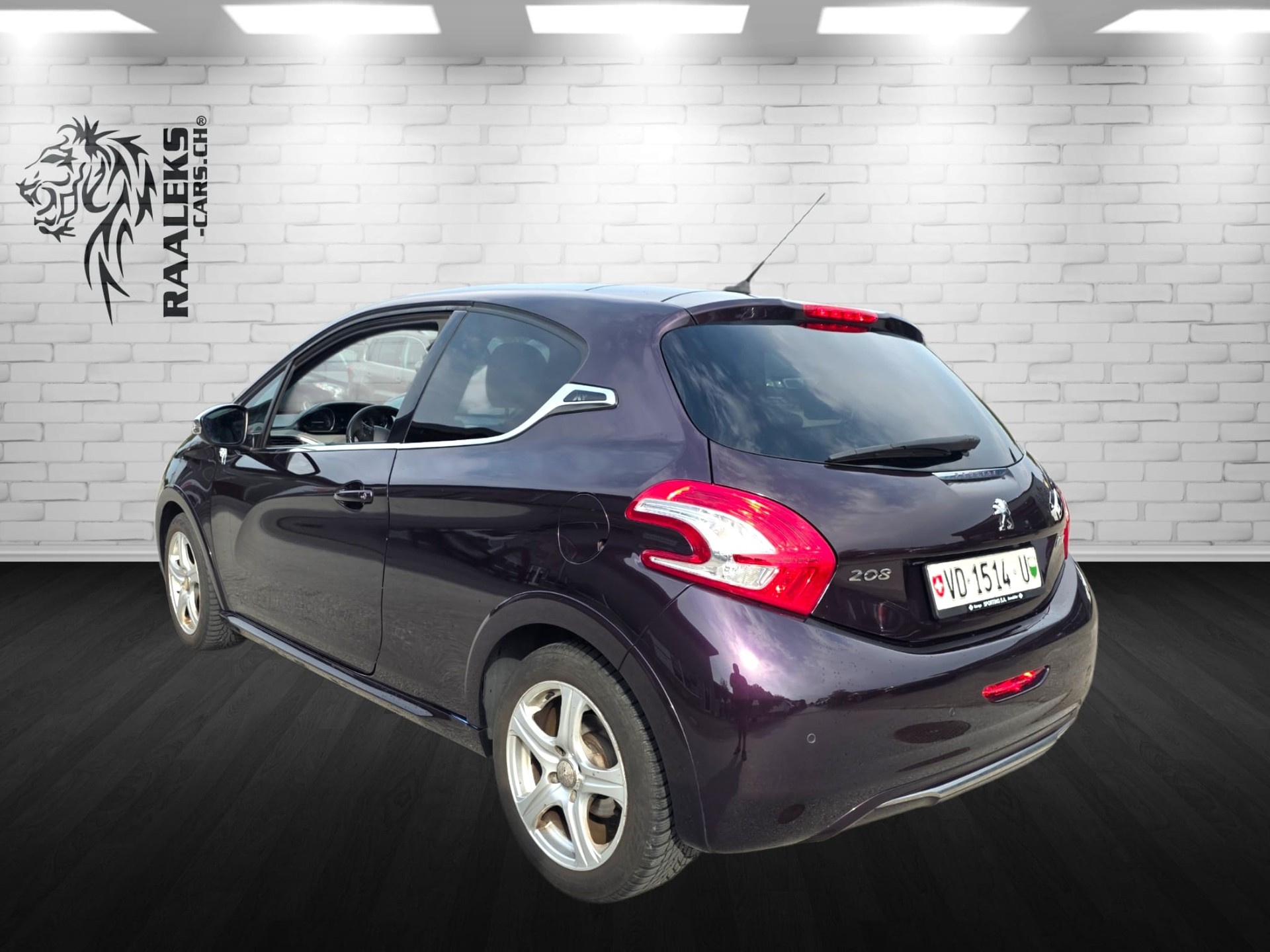 PEUGEOT 208 1.6 VTI XY-showroom-element-3