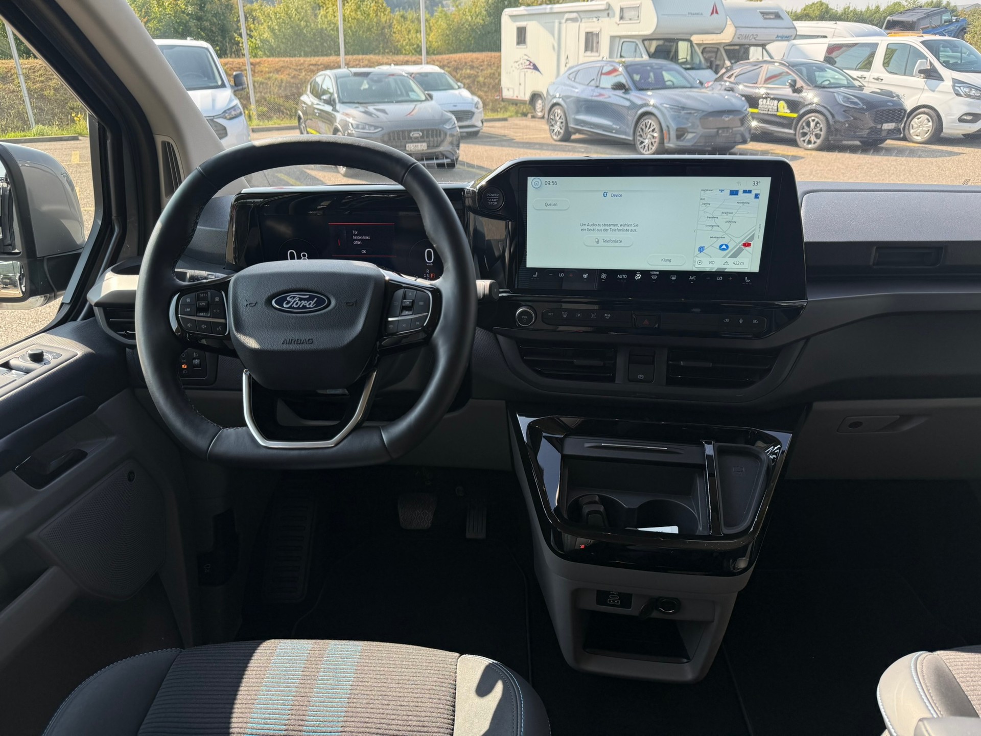 FORD Tourneo Bus 320 L1H1 Sport Automat 4x4-image-9