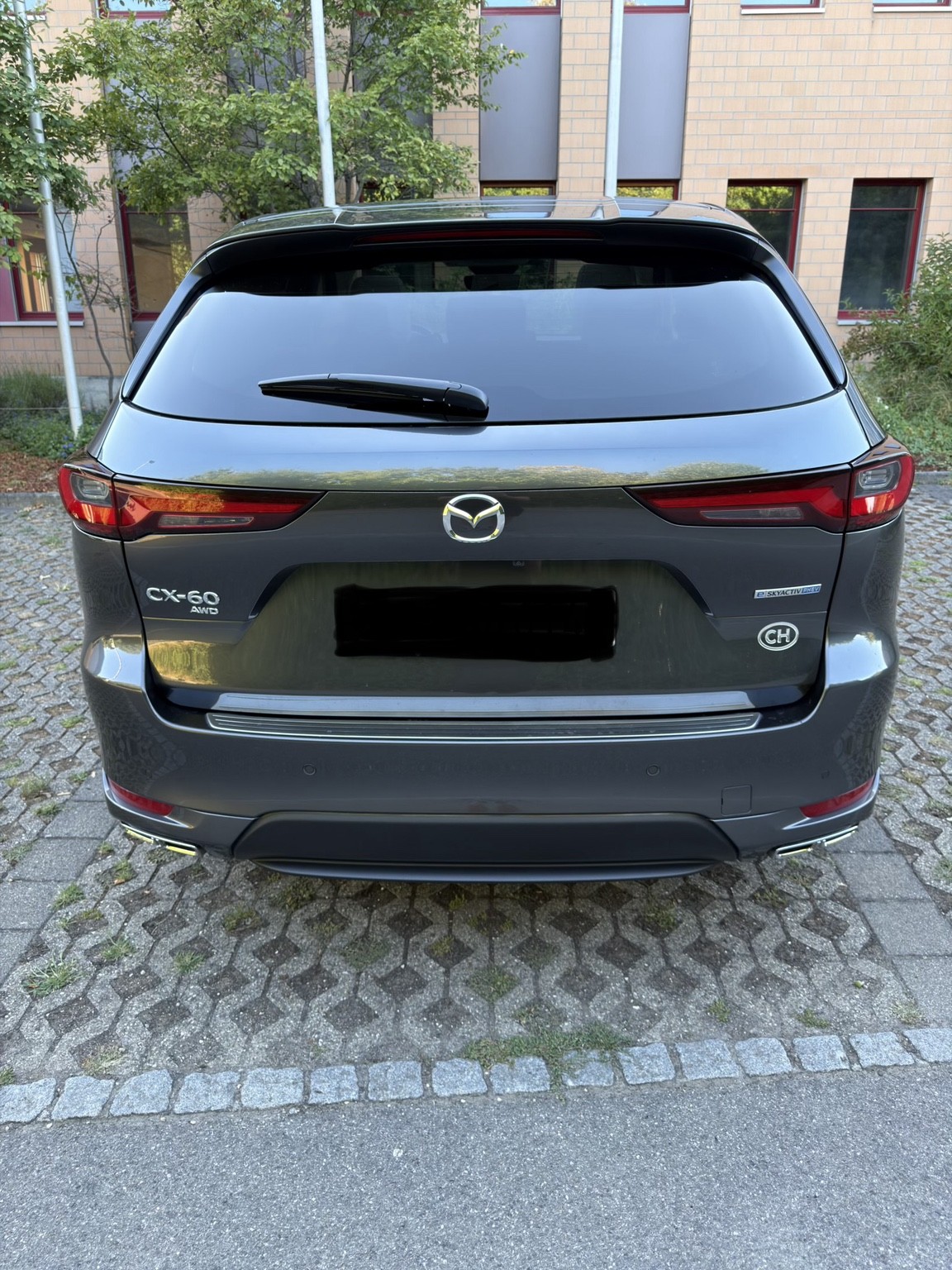 MAZDA 2.5 PHEV Takumi-image-4