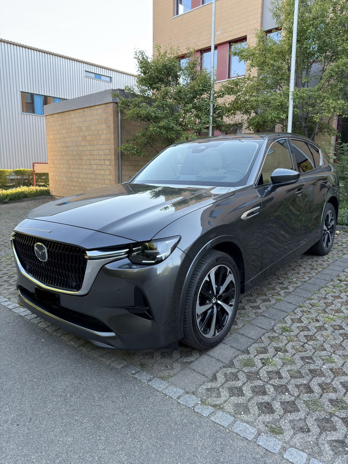 MAZDA 2.5 PHEV Takumi-image-1