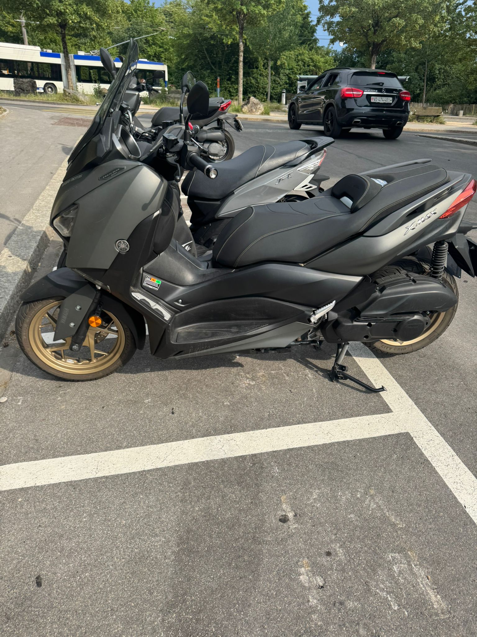 YAMAHA X-Max YP 125 Tech Max-image-1