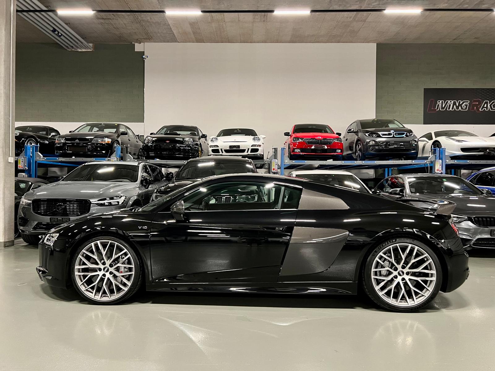 AUDI 5.2 FSI V10 plus quattro S-Tronic-image-3