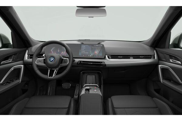BMW iX1 20 M Sport eDrive U11 (CH) * AHK 750KG * 📍-showroom-element-3