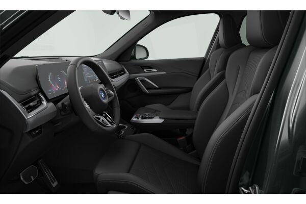 BMW iX1 20 M Sport eDrive U11 (CH) * AHK 750KG * 📍-showroom-element-2