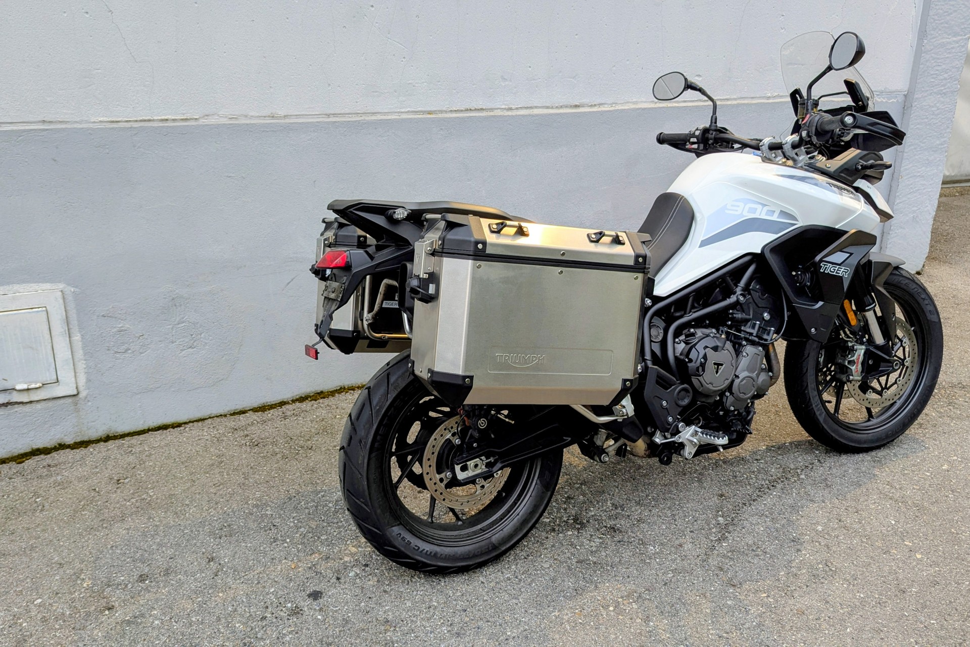 TRIUMPH Tiger 900 GT LOW-image-5