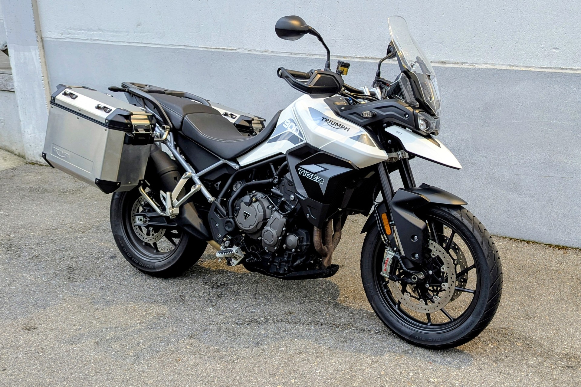TRIUMPH Tiger 900 GT LOW-image-2