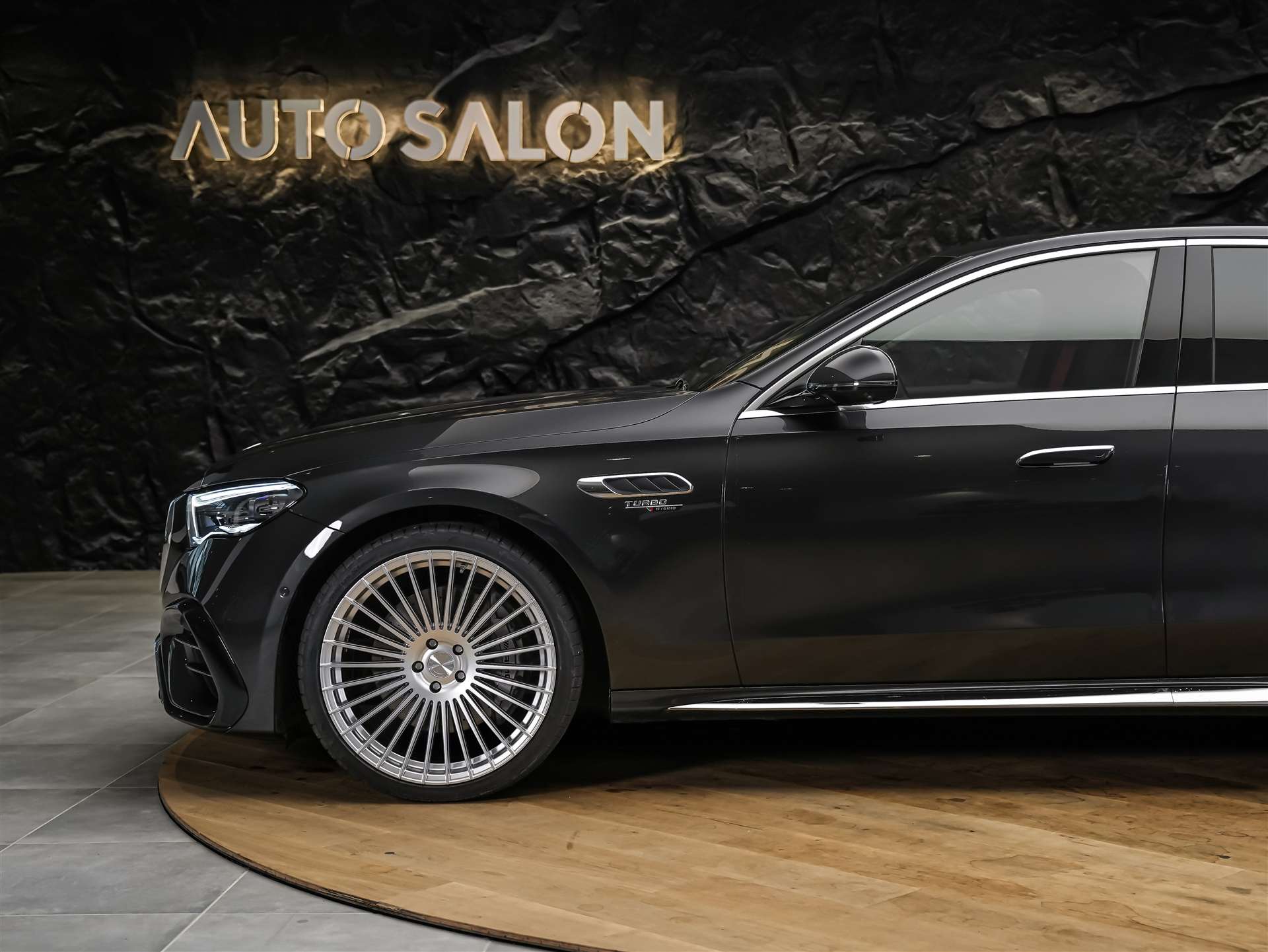MERCEDES-BENZ E 53 AMG Hybrid 4Matic+ 9G-Tronic *21" Felgen*Werksgarantie*Head-Up*Burmester*-image-16