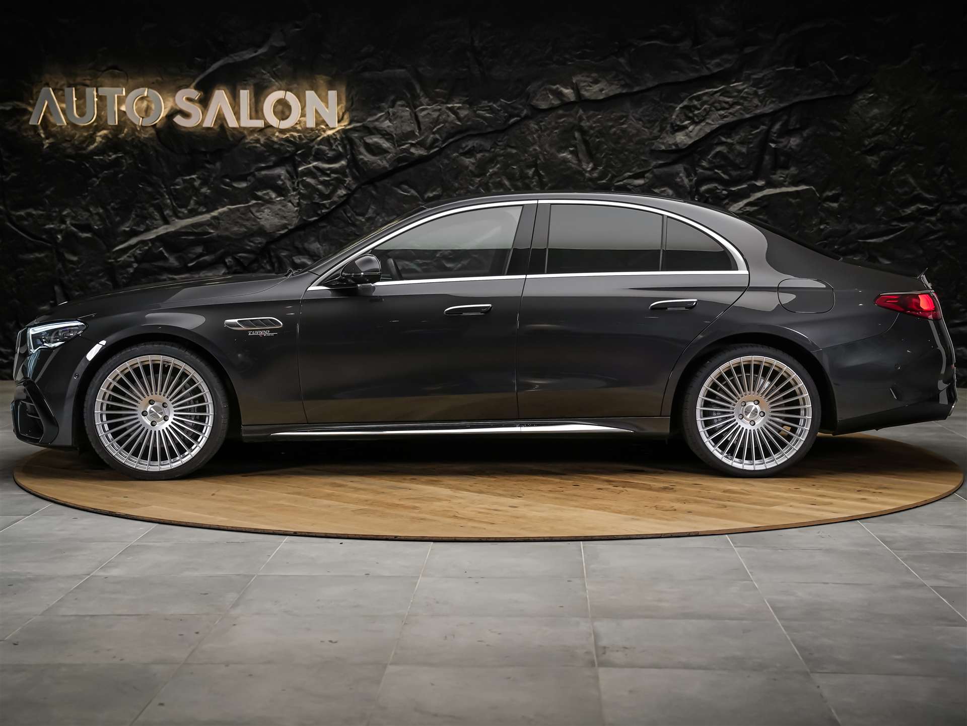 MERCEDES-BENZ E 53 AMG Hybrid 4Matic+ 9G-Tronic *21" Felgen*Werksgarantie*Head-Up*Burmester*-showroom-element-2