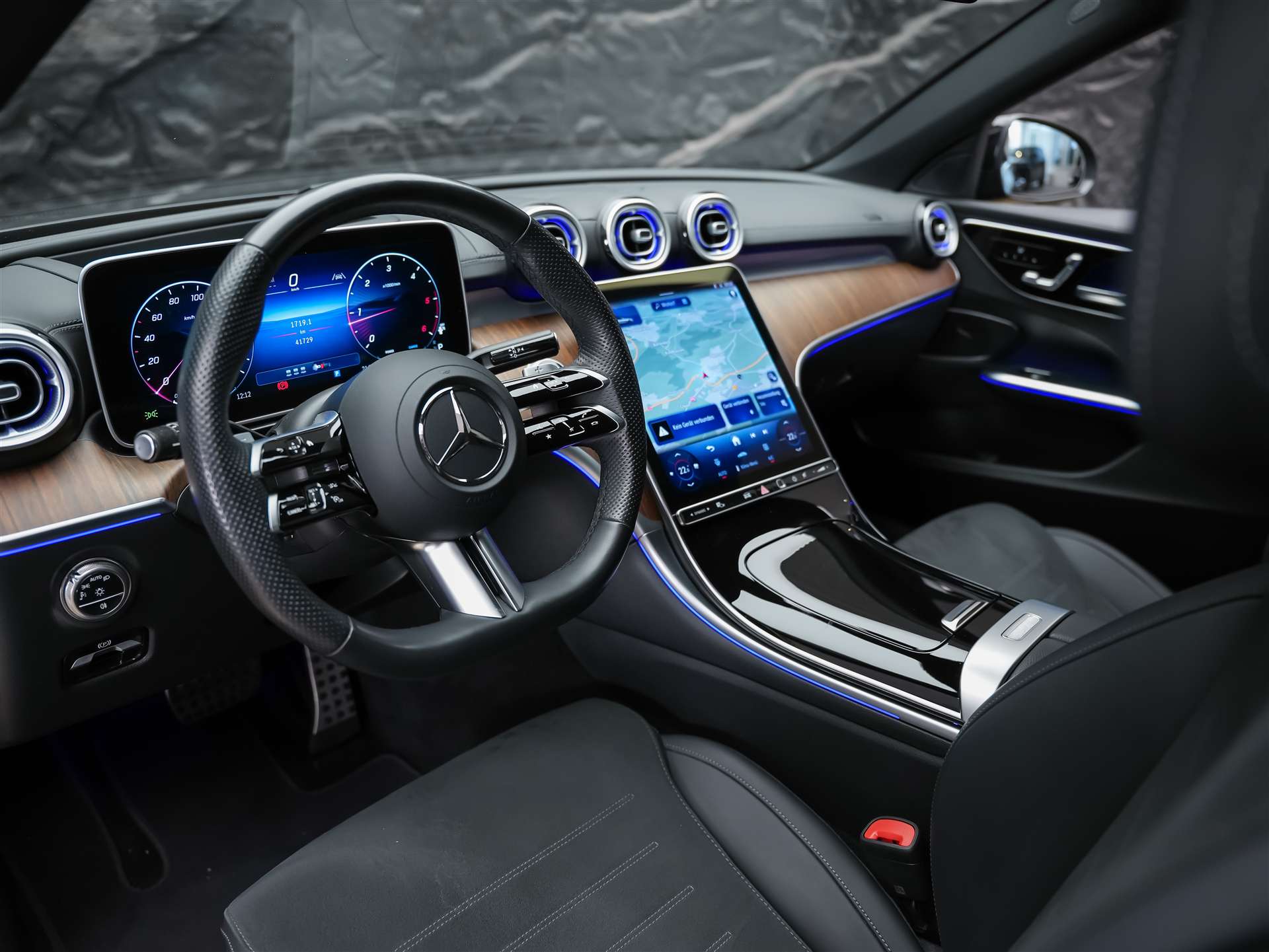 MERCEDES-BENZ C 300 d 4 Matic* 20" Felgen*Werksgarantie*Head-Up*Lenkradheizung*-image-8