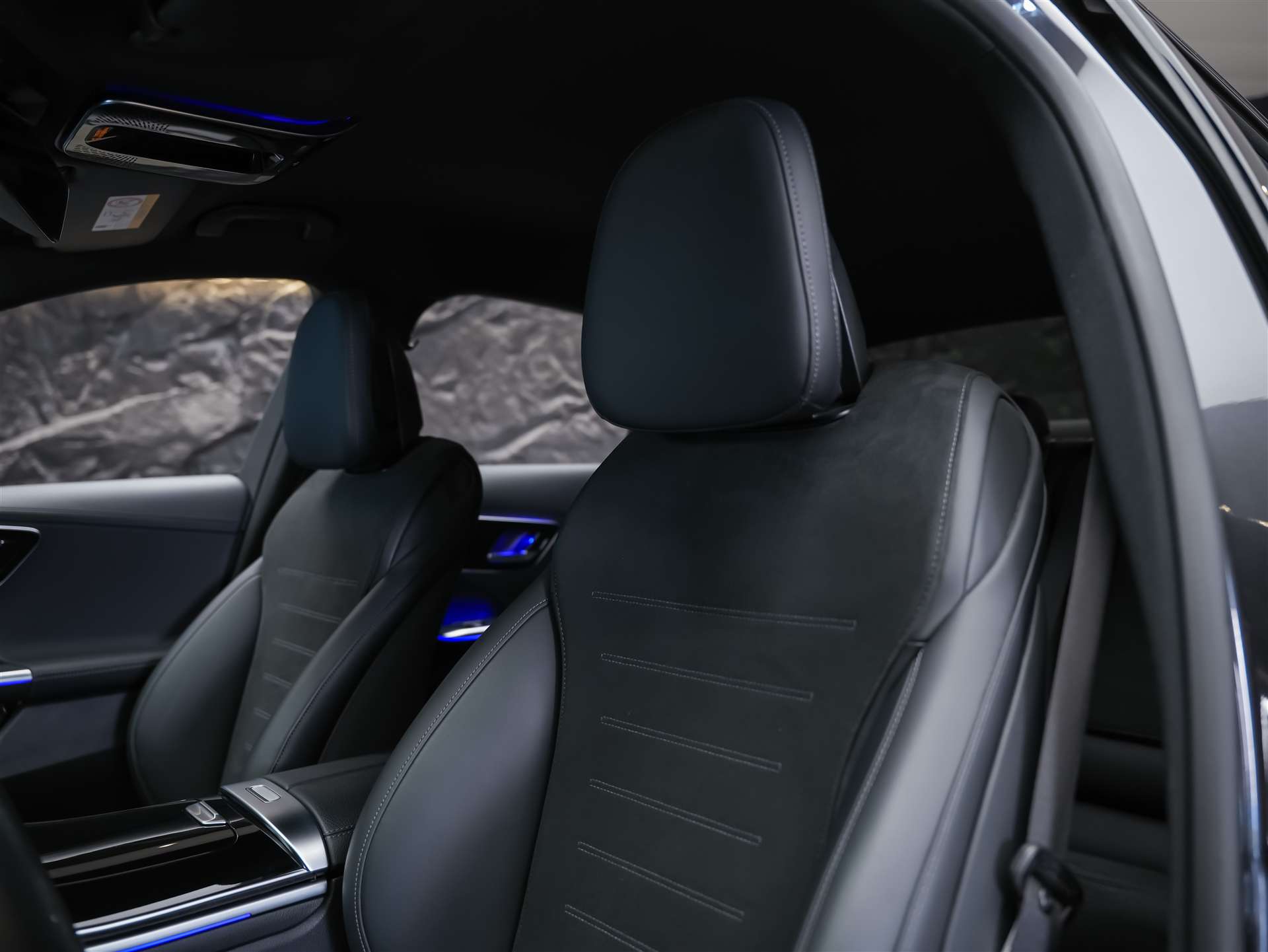 MERCEDES-BENZ C 300 d 4 Matic* 20" Felgen*Werksgarantie*Head-Up*Lenkradheizung*-image-10