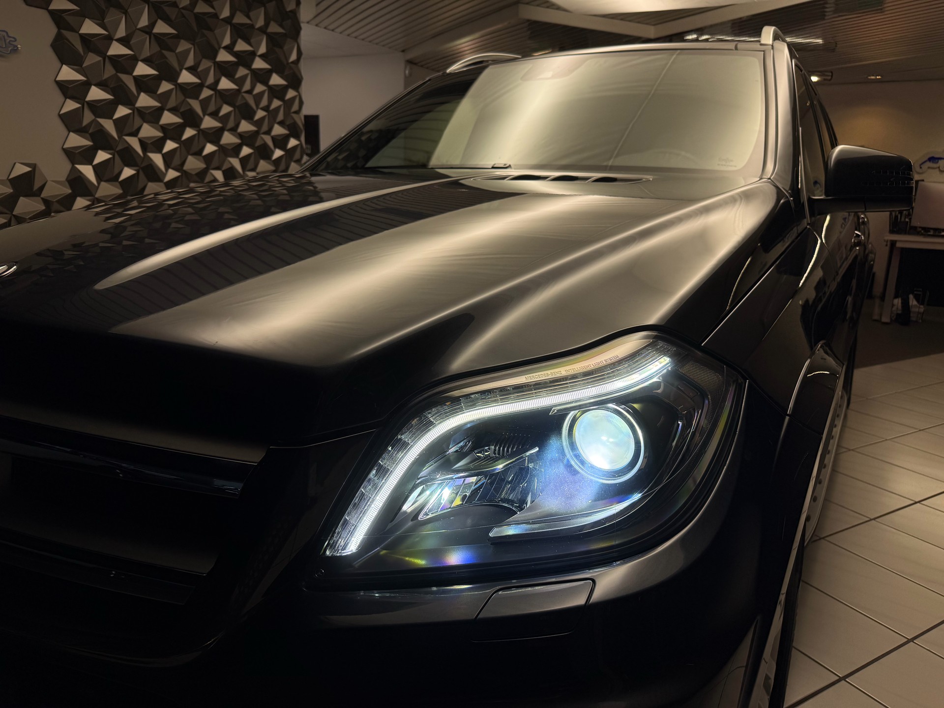MERCEDES-BENZ GL 350 BlueTEC 4Matic 7G-TRONIC-image-33