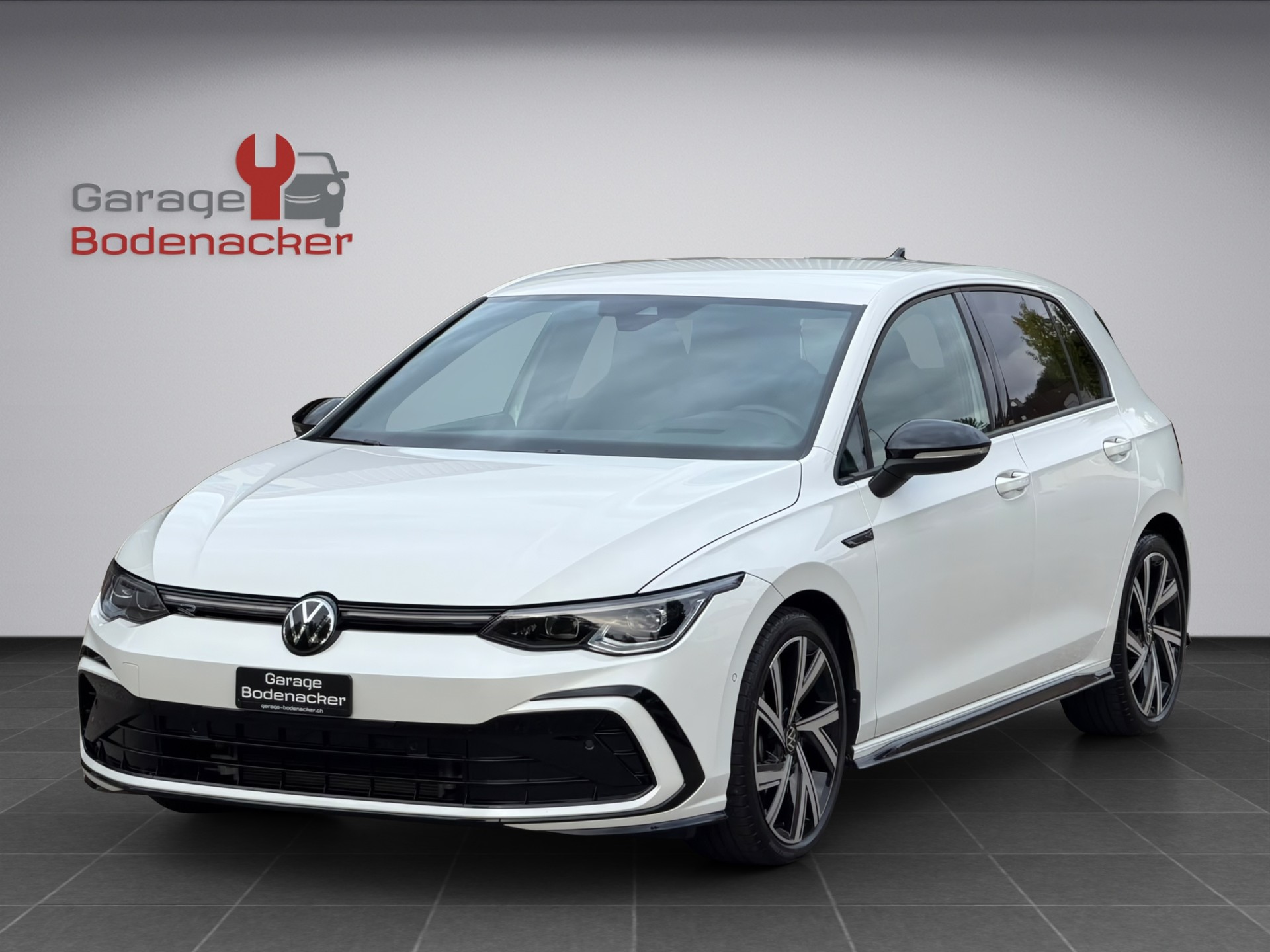 VW Golf 2.0 TDI R-Line DSG 4Motion * 150 PS * R Sport Line * Black Style Paket * Perlmutteffekt-Lackierung *-showroom-element-2