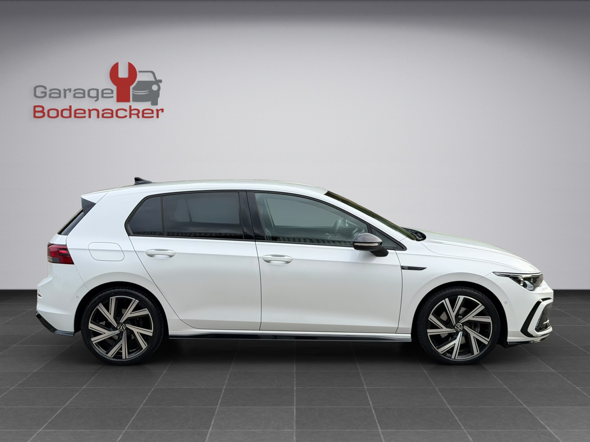 VW Golf 2.0 TDI R-Line DSG 4Motion * 150 PS * R Sport Line * Black Style Paket * Perlmutteffekt-Lackierung *-image-6