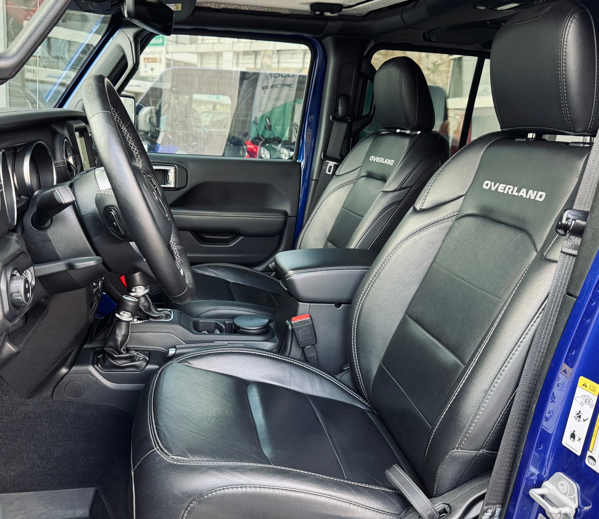 JEEP Wrangler 2.0 Unlimited Overland Automatic-image-7