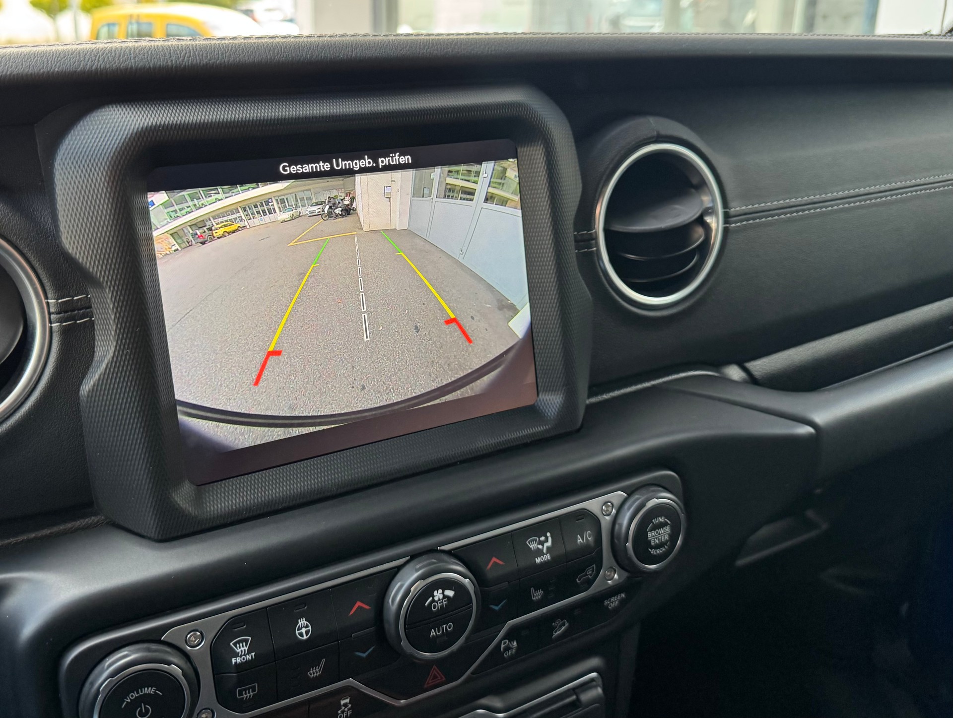 JEEP Wrangler 2.0 Unlimited Overland Automatic-image-15