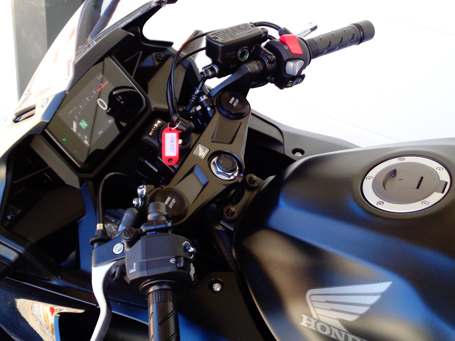 HONDA CBR 500 R E-Clutch (35kW)-image-3