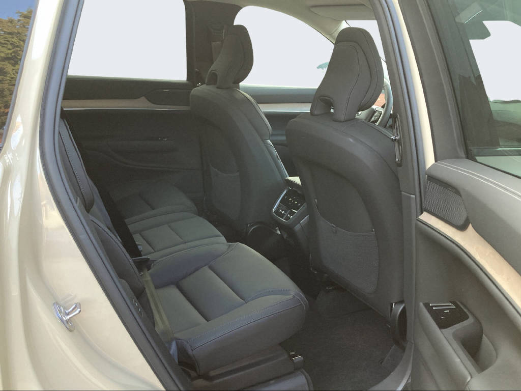 VOLVO EX 90 Twin Performance Ultra AWDD-image-14