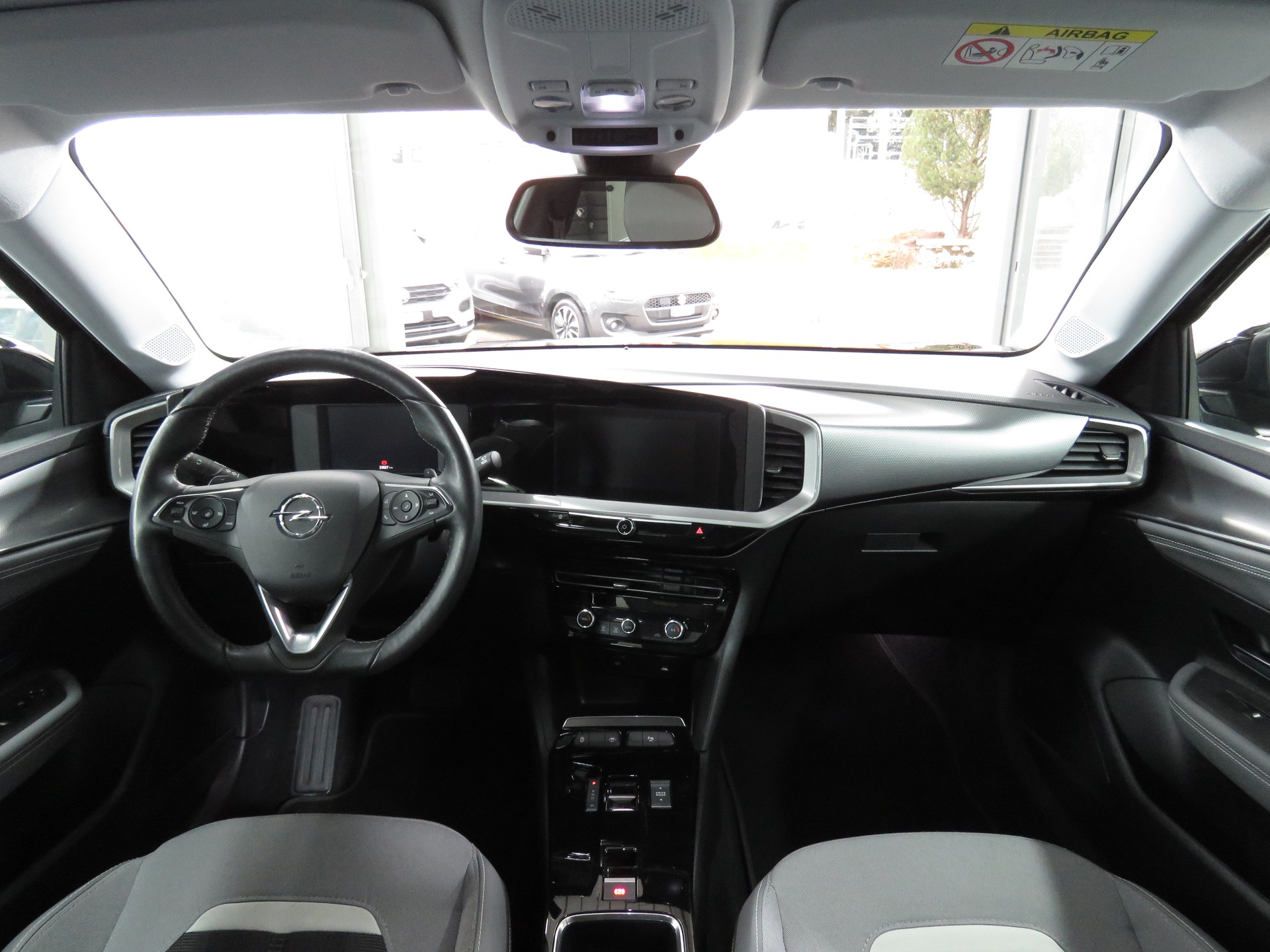 OPEL Mokka 1.2 Direct Injection Turbo Elegance Automat-image-19
