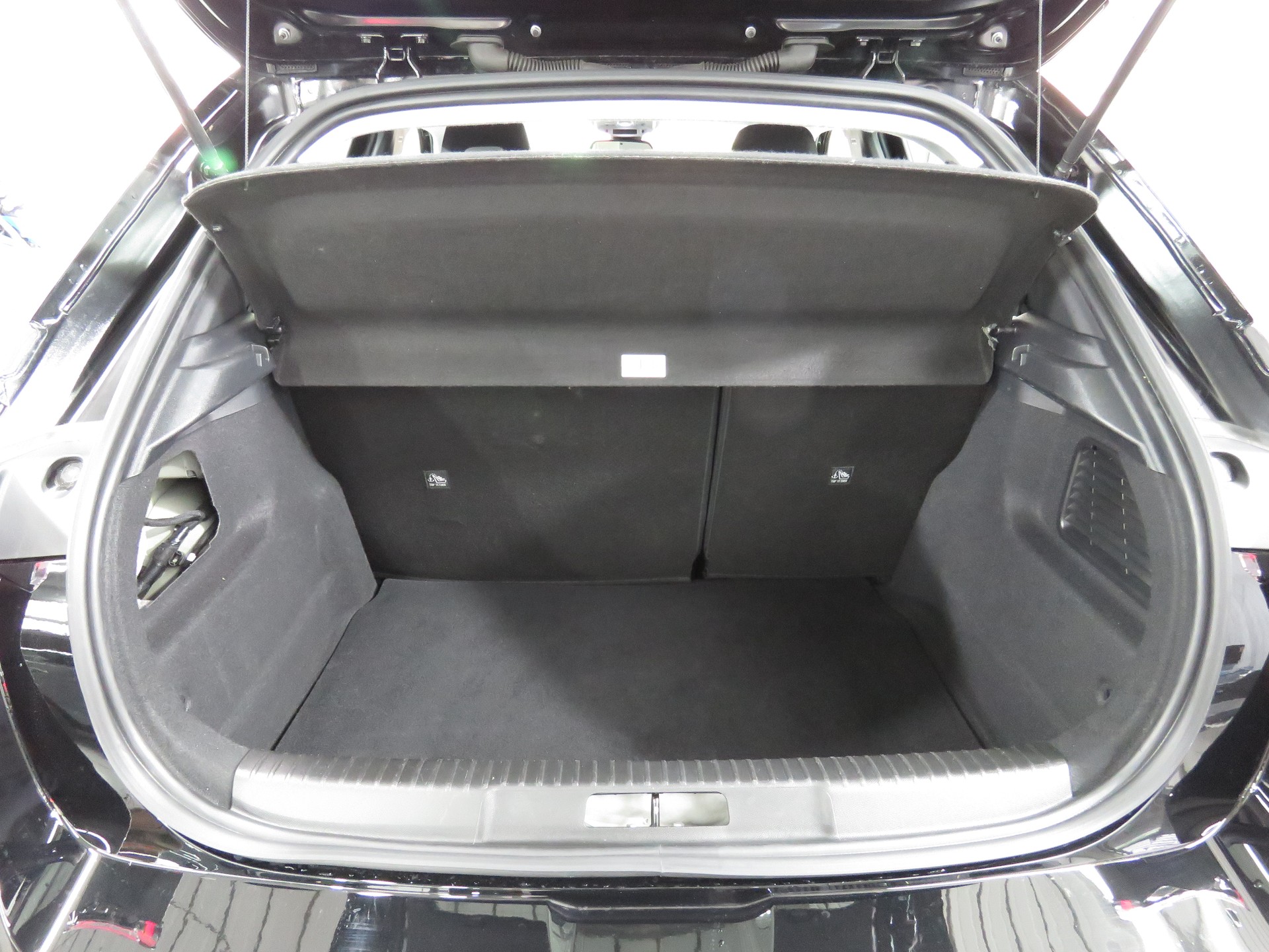 OPEL Mokka 1.2 Direct Injection Turbo Elegance Automat-image-15