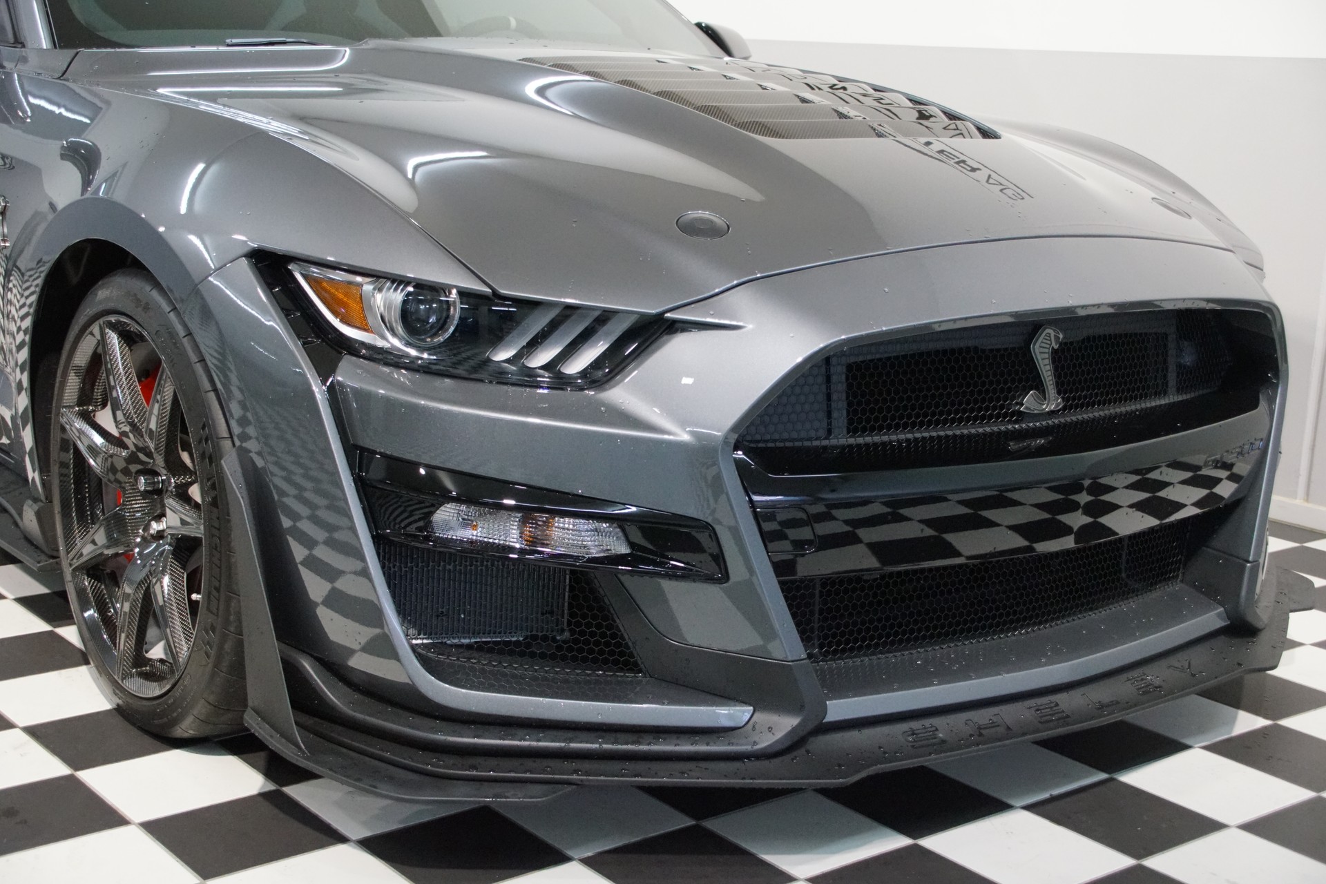 FORD Shelby GT 500 Carbon Fiber Track Pack-showroom-element-3