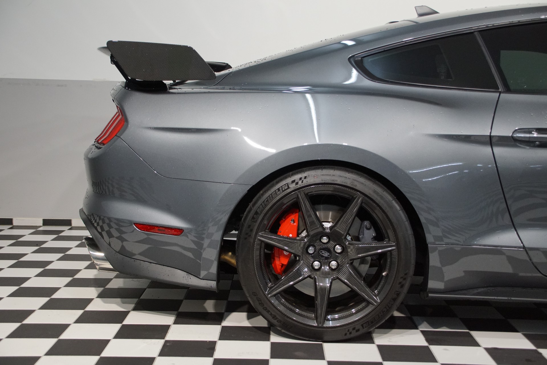 FORD Shelby GT 500 Carbon Fiber Track Pack-image-14