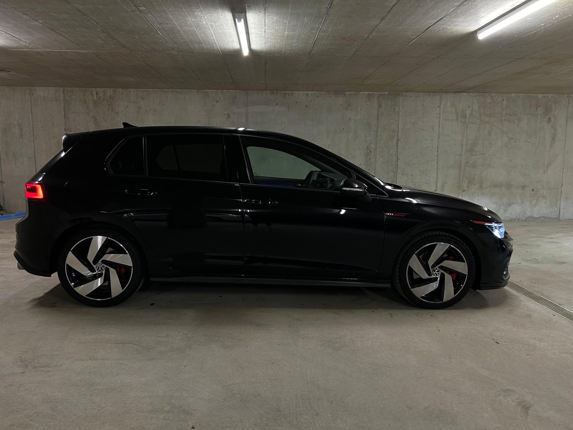 VW Golf 2.0 TSI GTI DSG-image-3