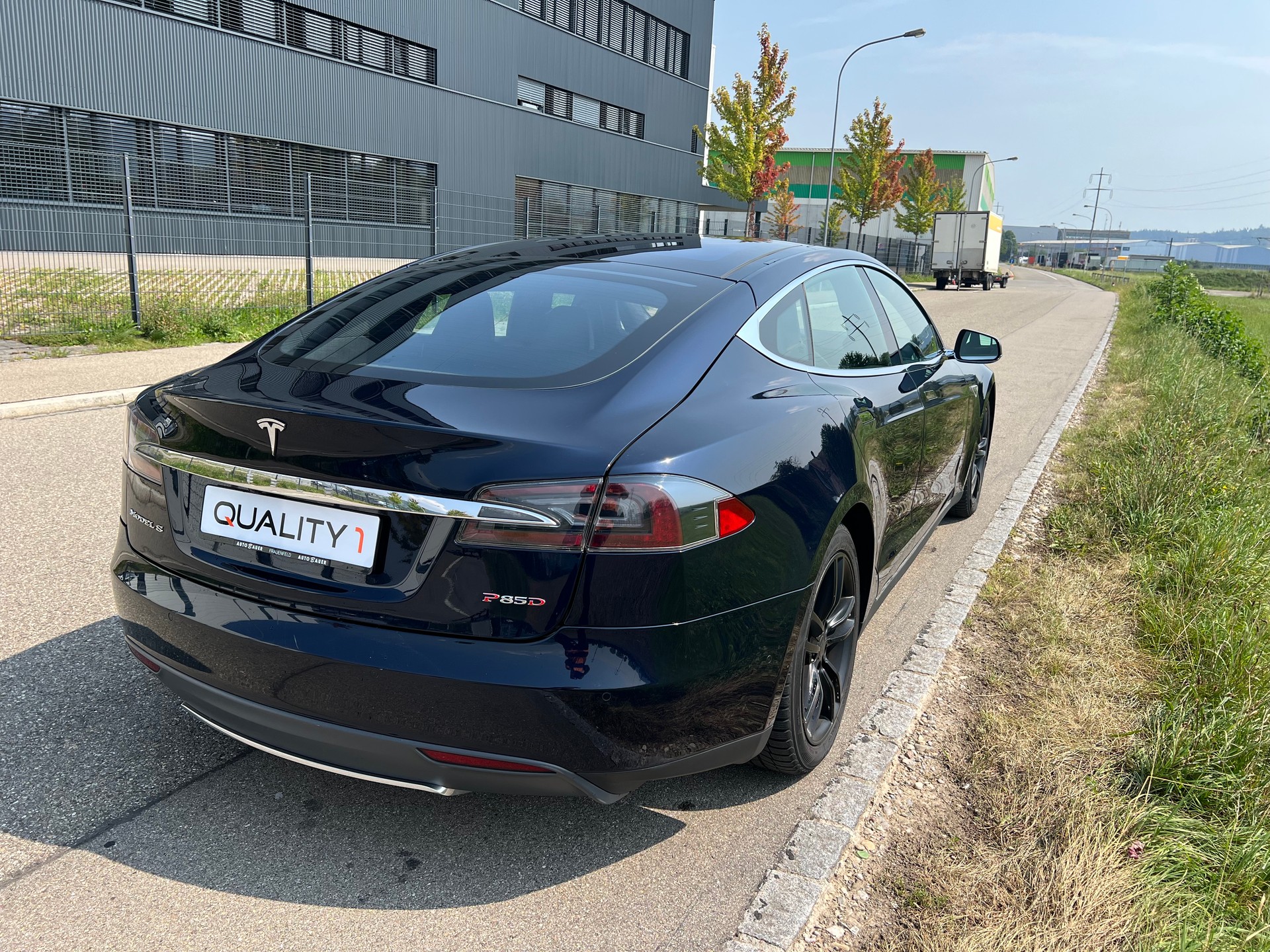 TESLA S85DP 4X4-image-7
