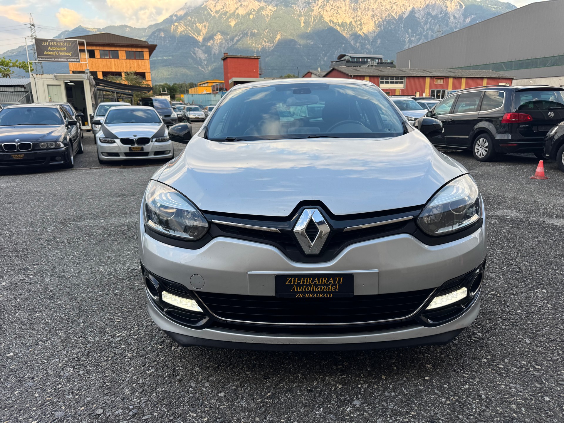 RENAULT Mégane 1.2 16V Turbo Swiss Edition EDC-image-1