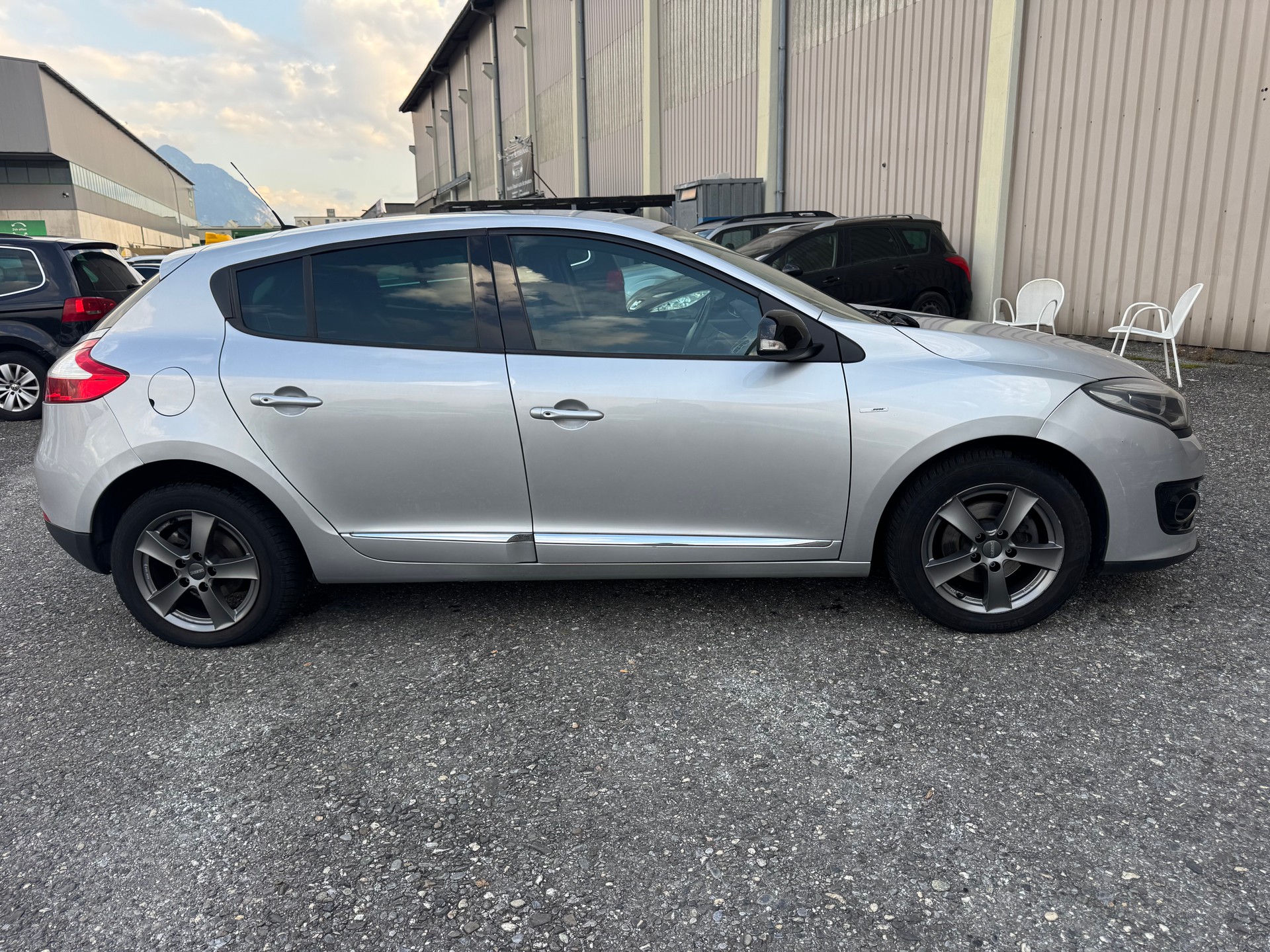 RENAULT Mégane 1.2 16V Turbo Swiss Edition EDC-image-7