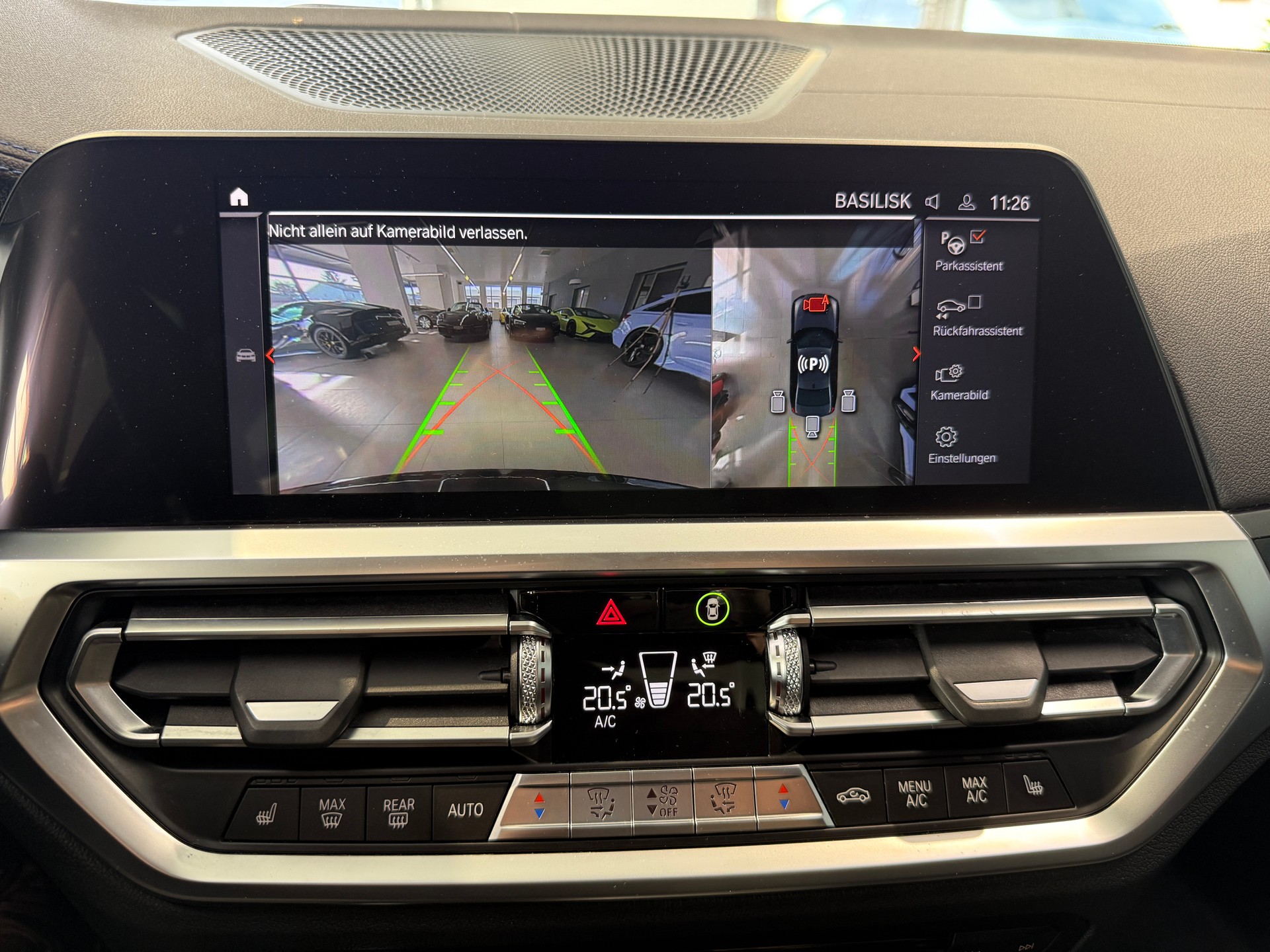 BMW M340i xDrive Steptronic-image-17