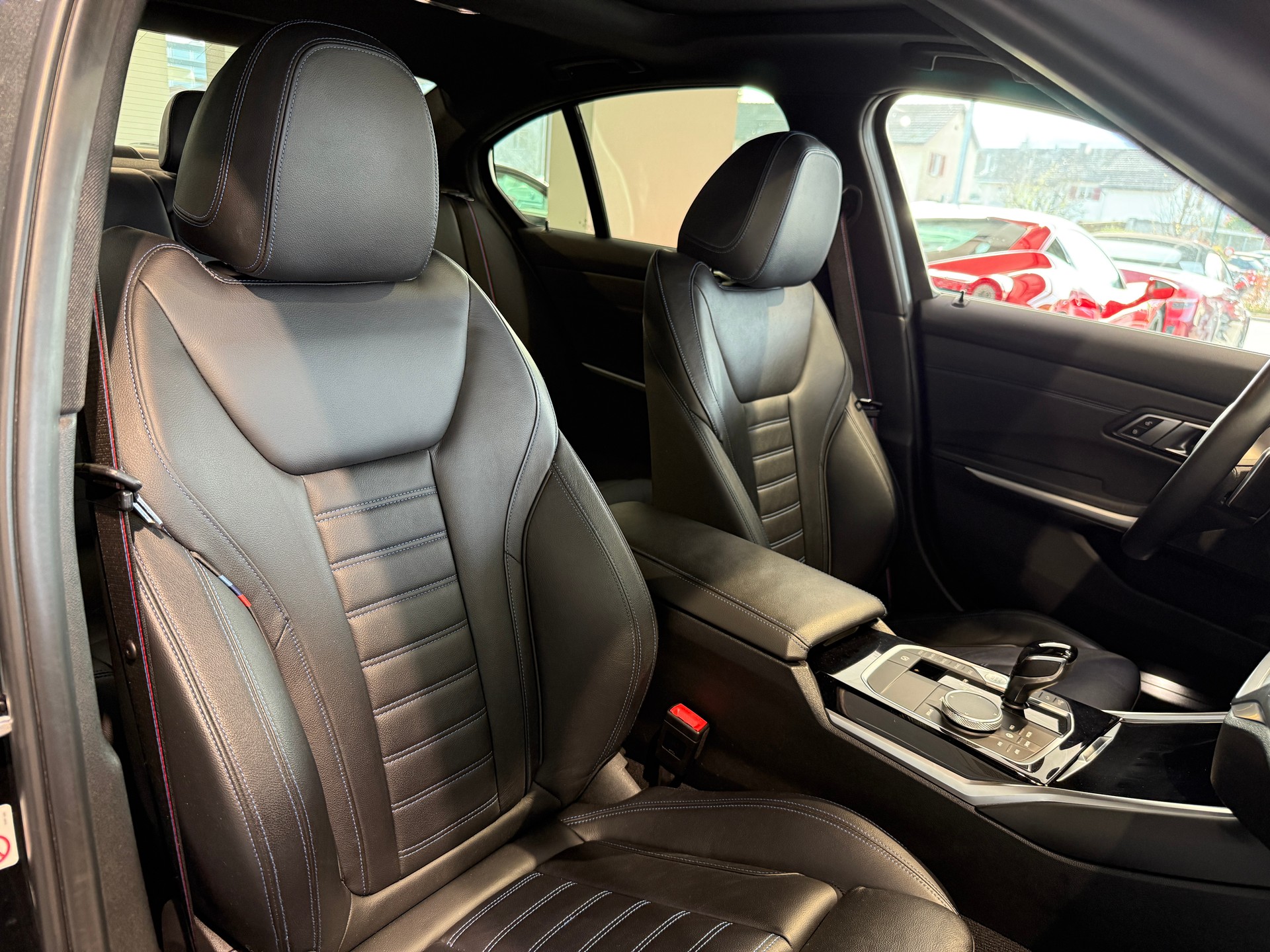 BMW M340i xDrive Steptronic-image-14