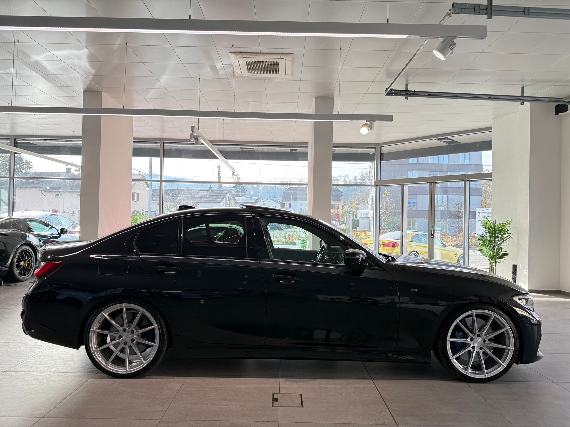 BMW M340i xDrive Steptronic-image-4