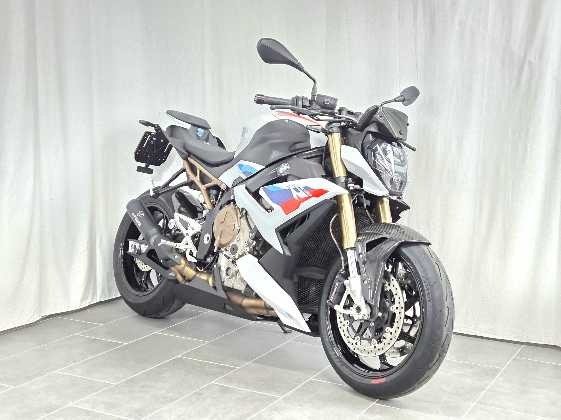 BMW S 1000 R-image-1