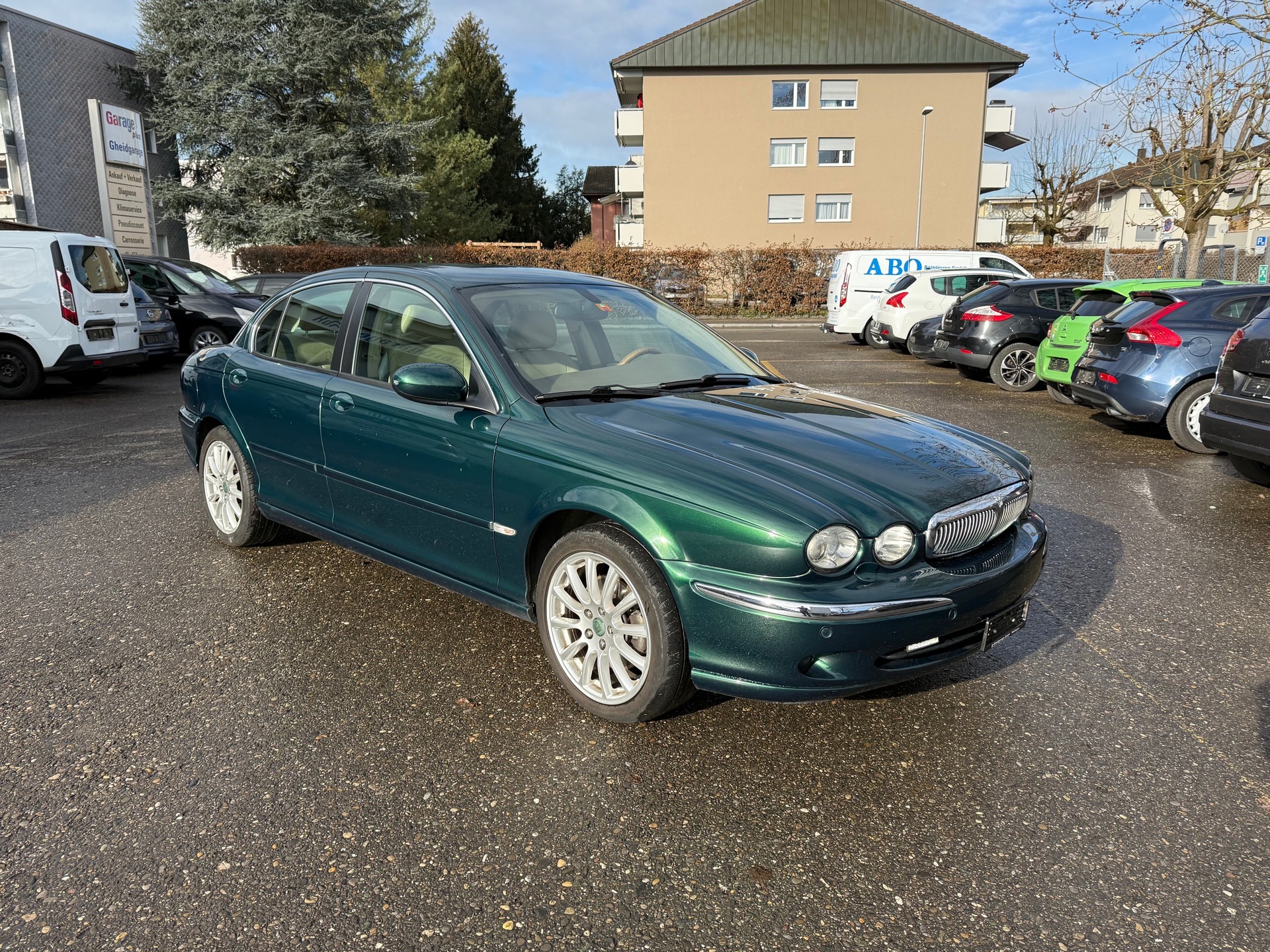 JAGUAR X-Type 3.0 V6 Traction4 Executive Limited-showroom-element-1