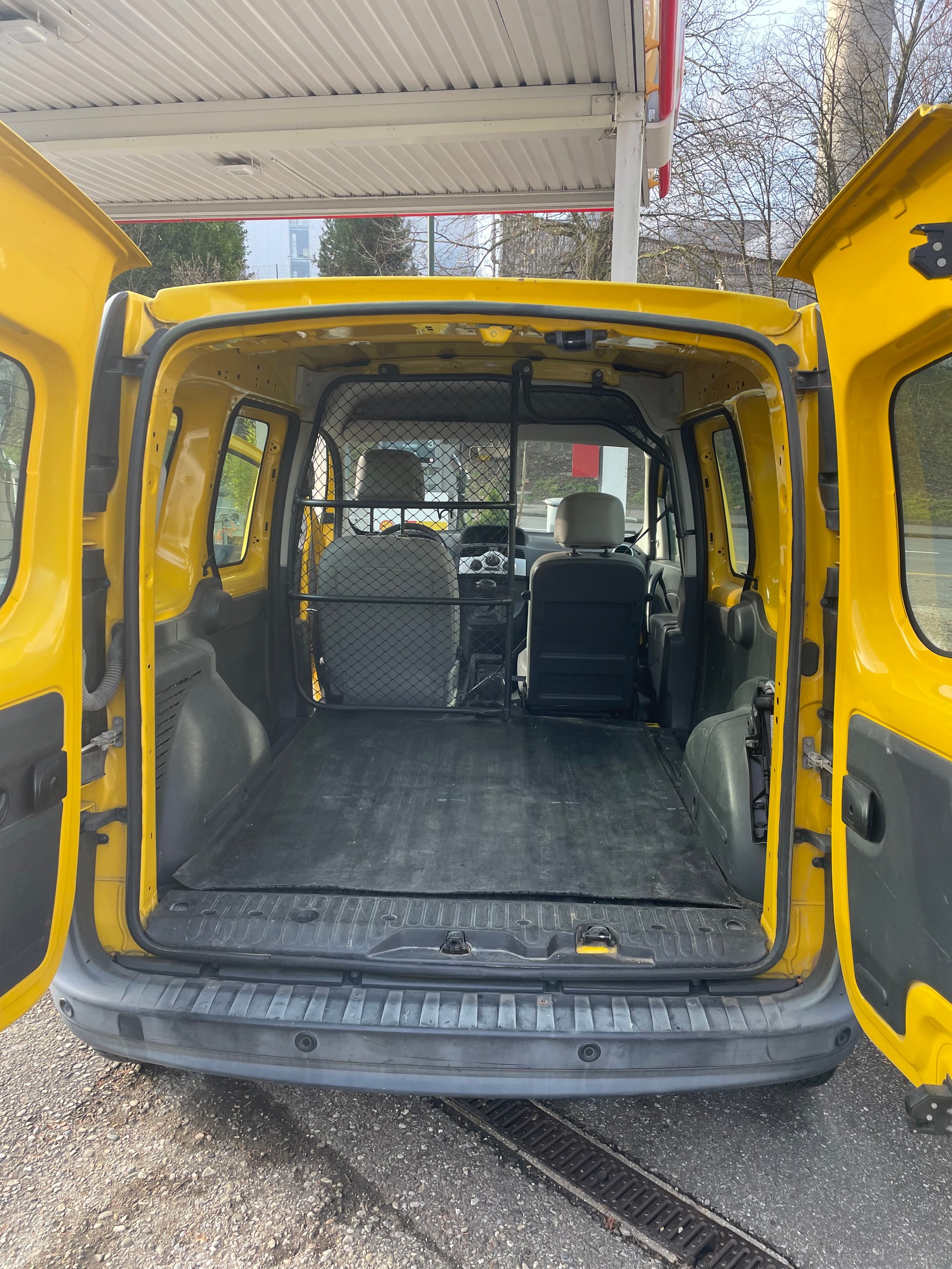 RENAULT Kangoo 1.6 105 Business A-image-5