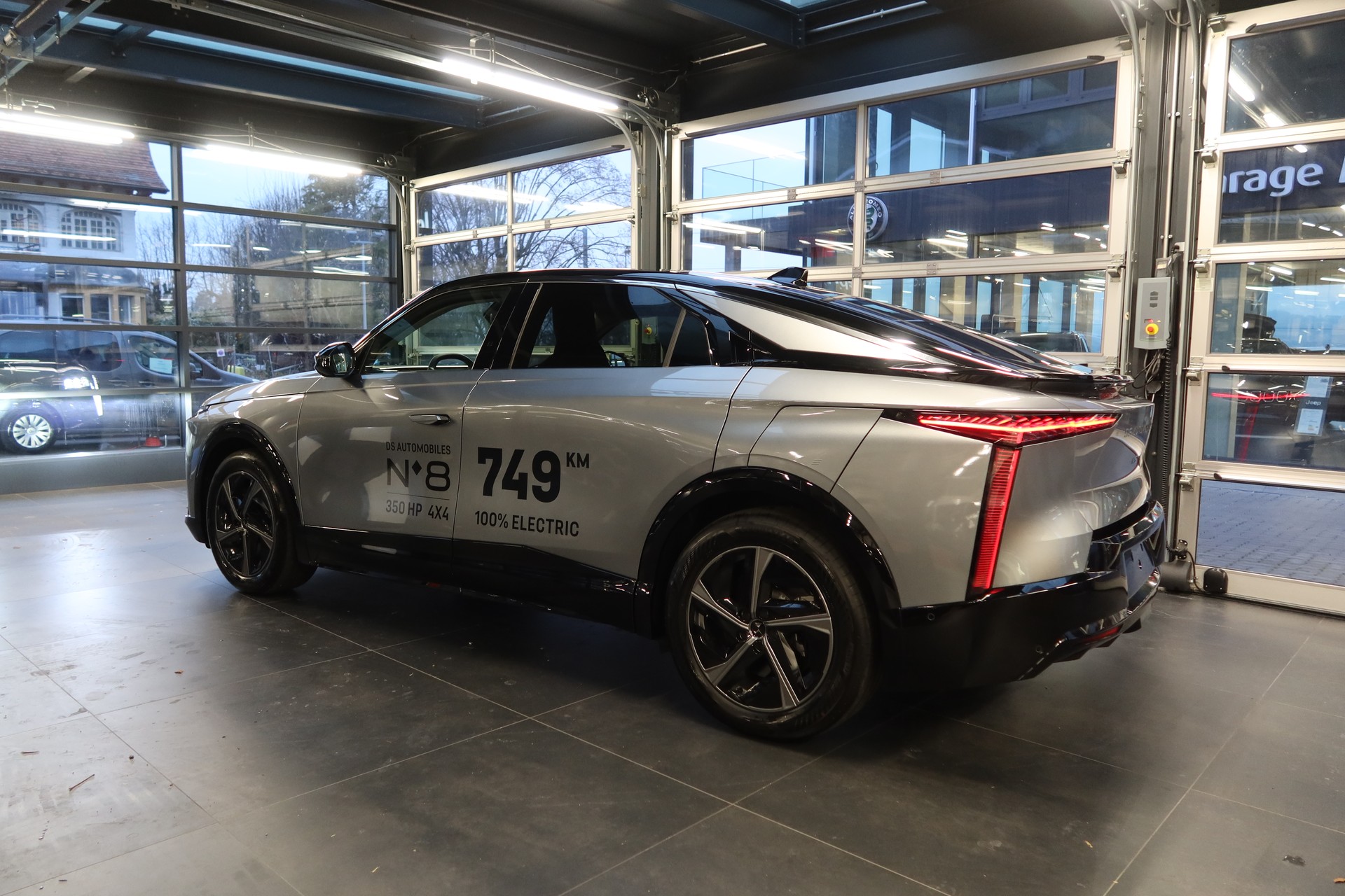 DS AUTOMOBILES DS N8 E-T 245 Pallas LR-image-6