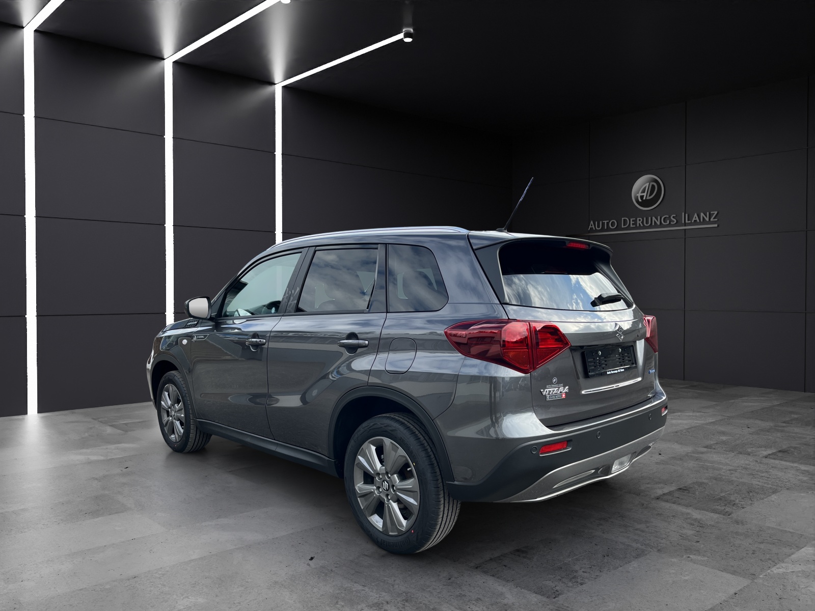SUZUKI Vitara 1.4 T Compact+ Hybrid 4x4-showroom-element-2
